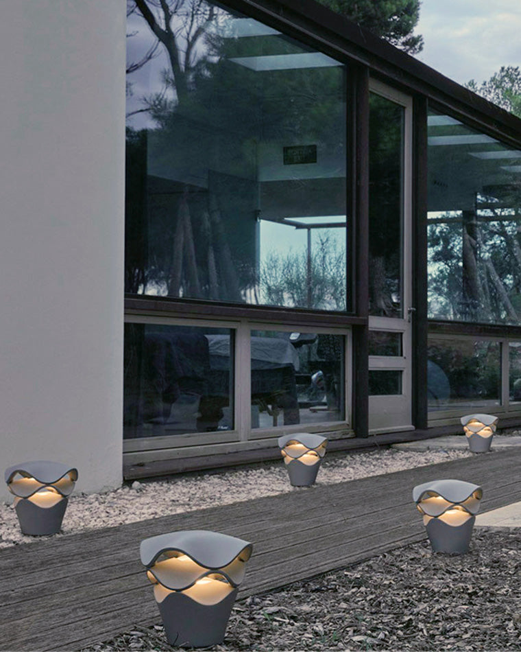 WOW Decorative Lawn Bollard Light-wow9054