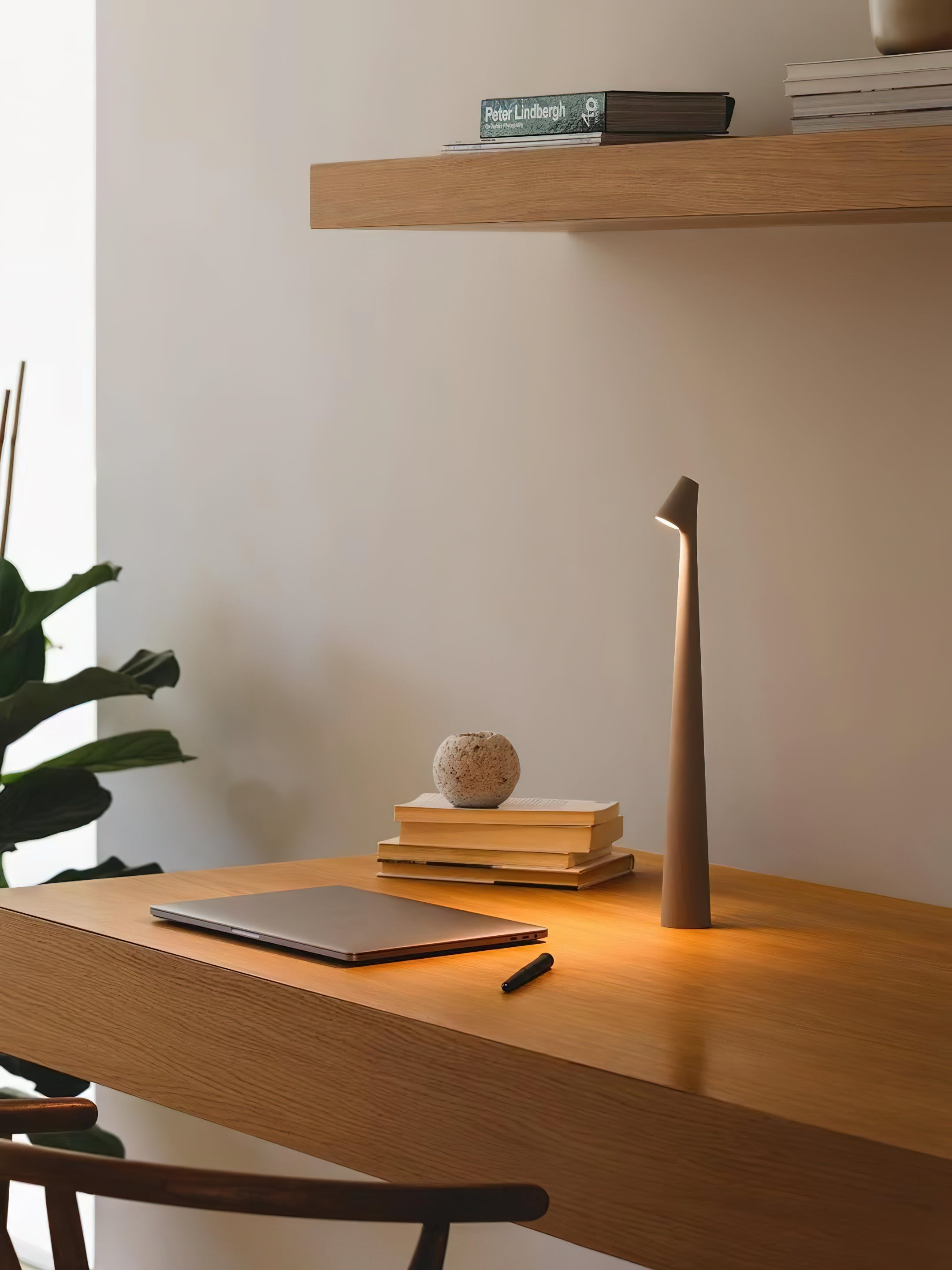 WOW Africa Portable Table Lamp