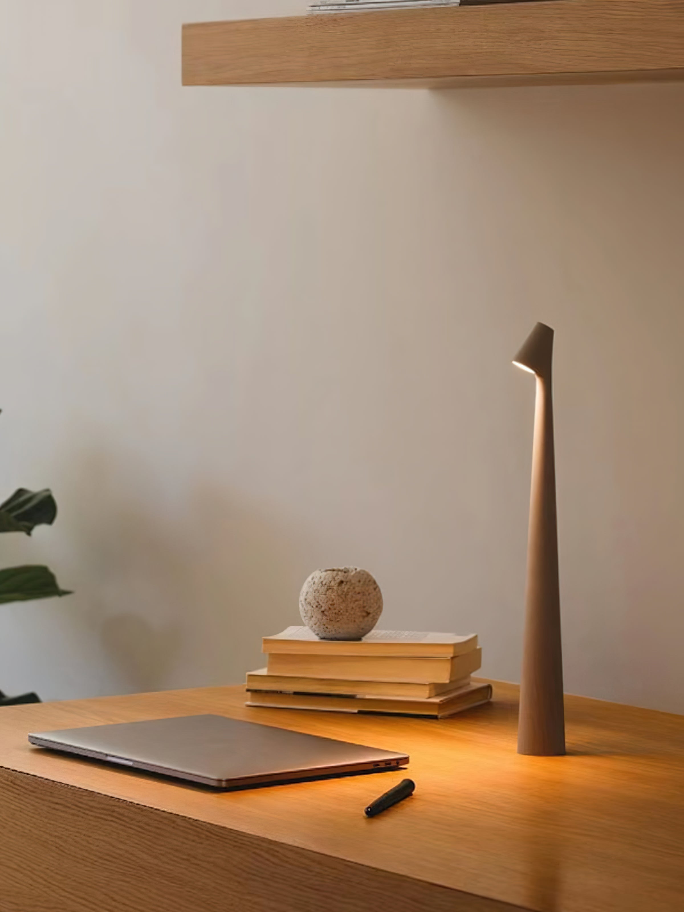 WOW Africa Portable Table Lamp