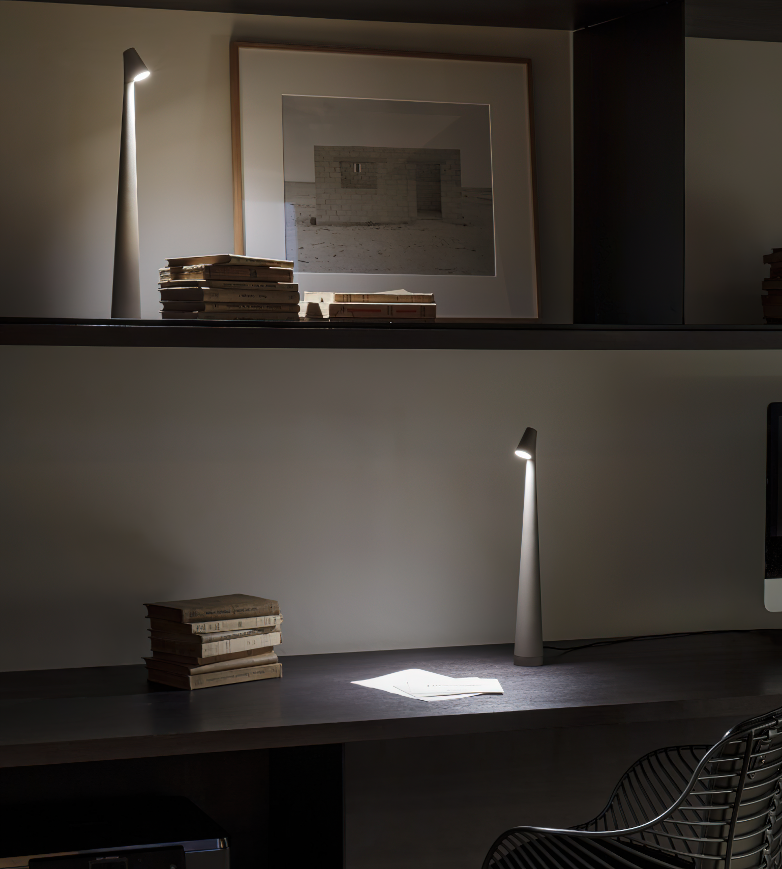 WOW Africa Portable Table Lamp
