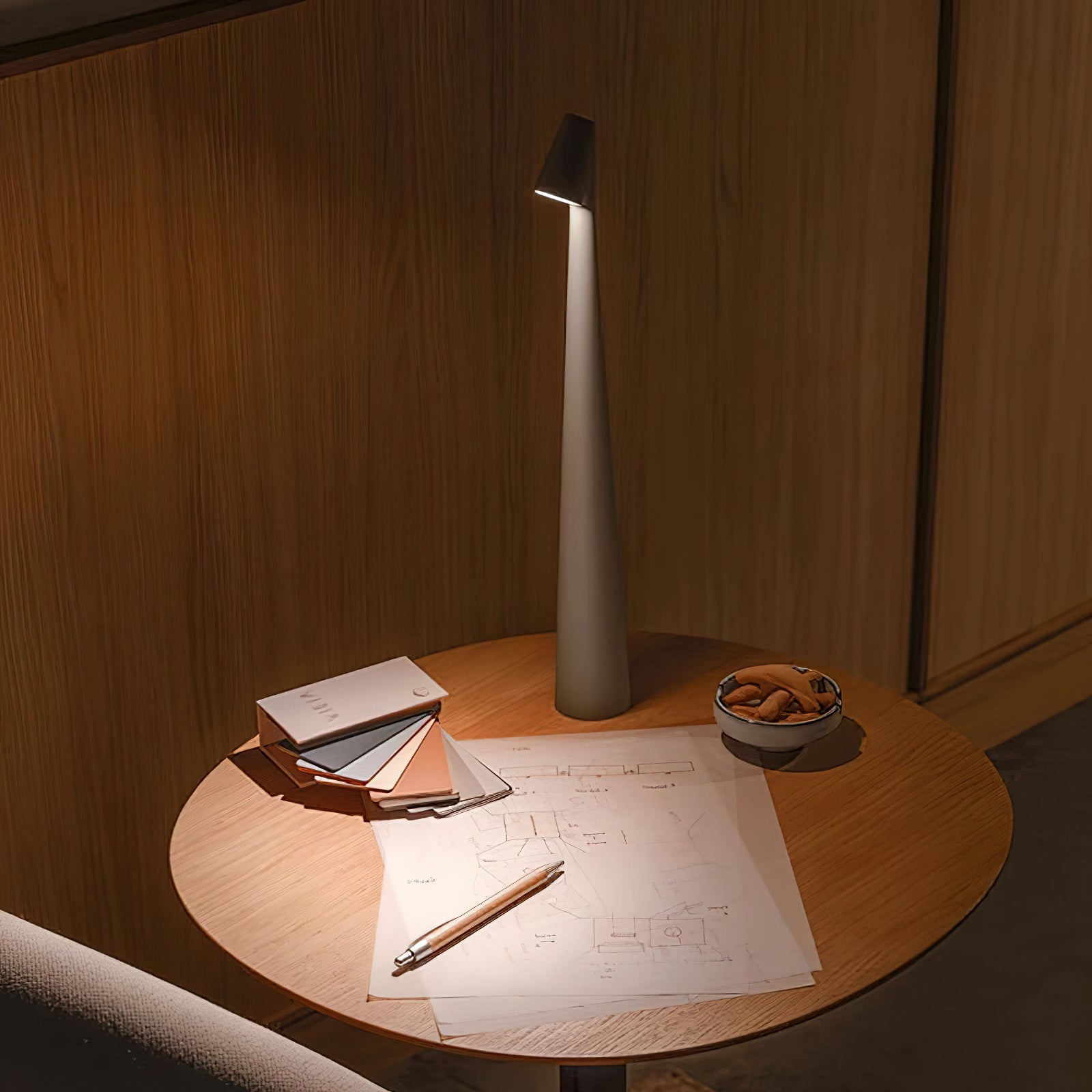 WOW Africa Portable Table Lamp