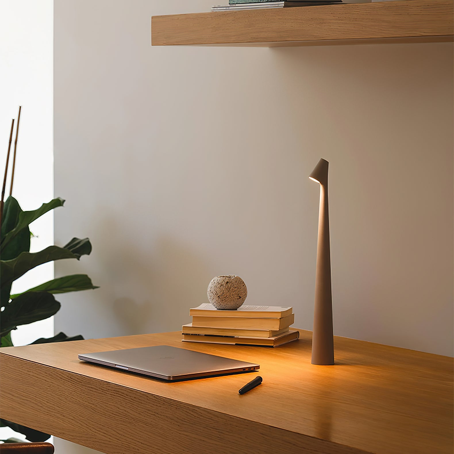 WOW Africa Portable Table Lamp