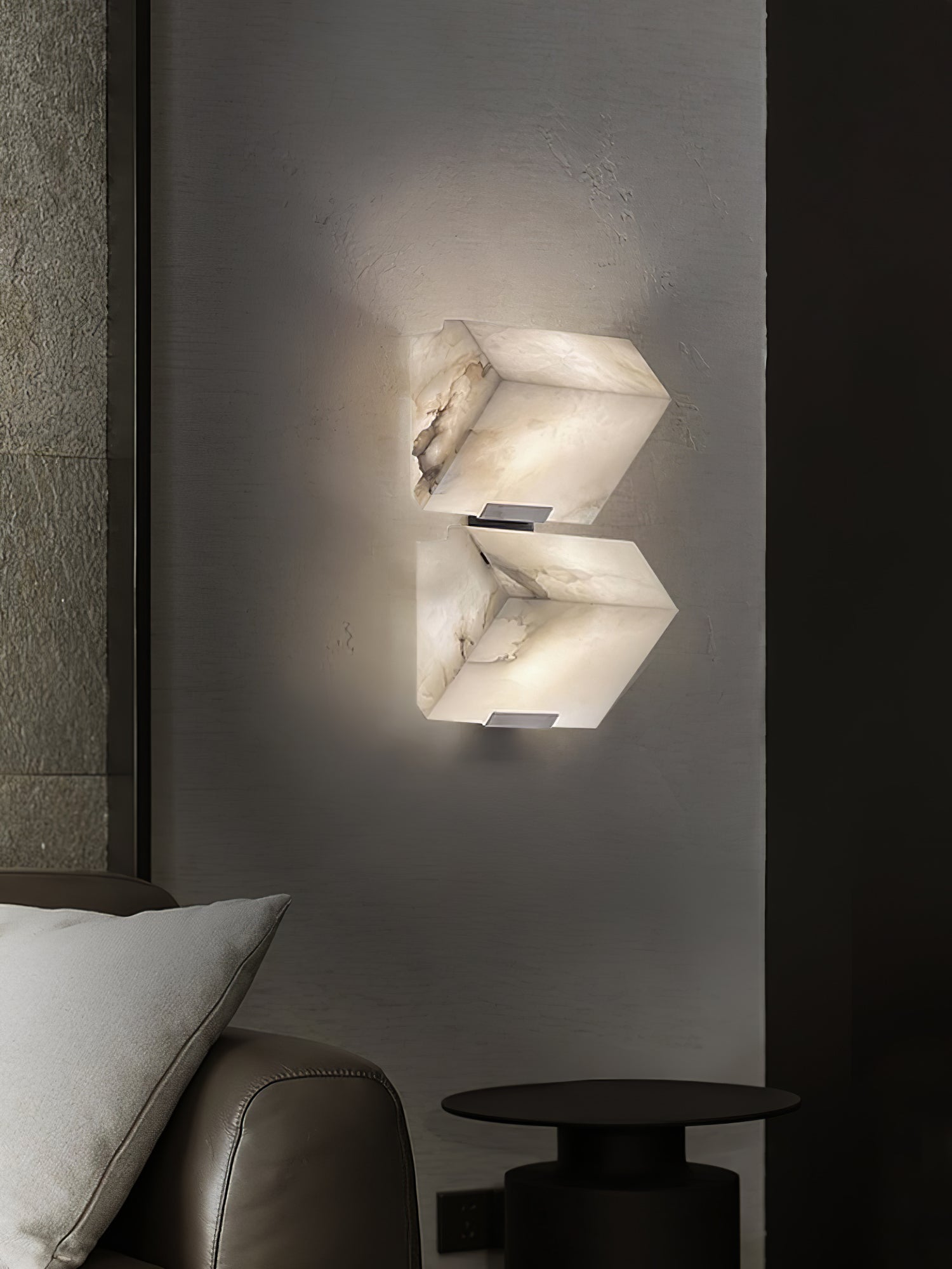 WOW Alabaster Staircase Wall Lamp