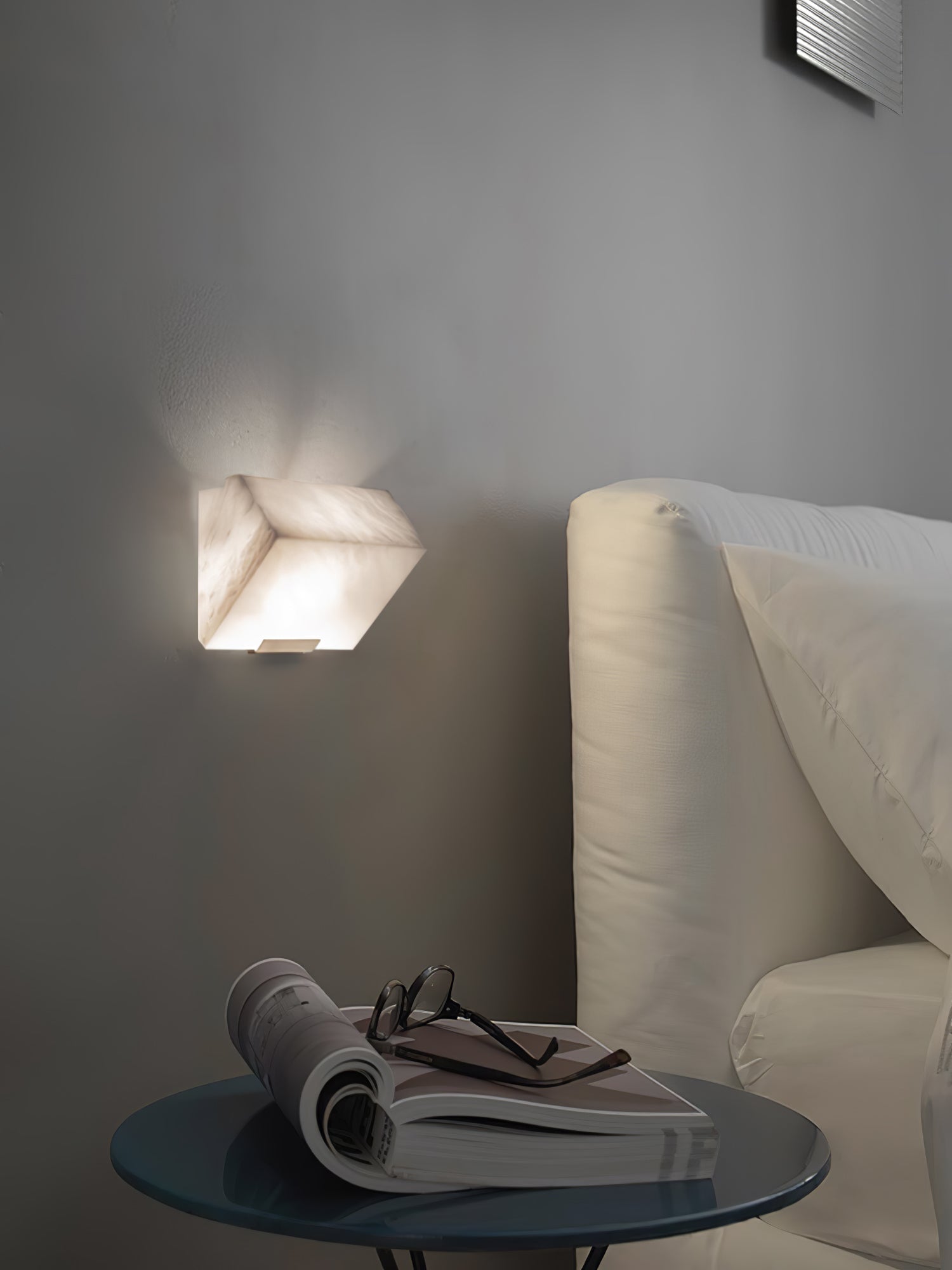 WOW Alabaster Staircase Wall Lamp