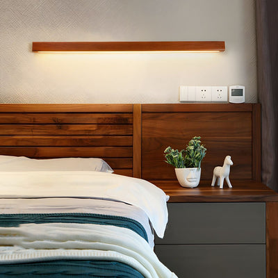 WOW Arlo Linear Wood Wall Light