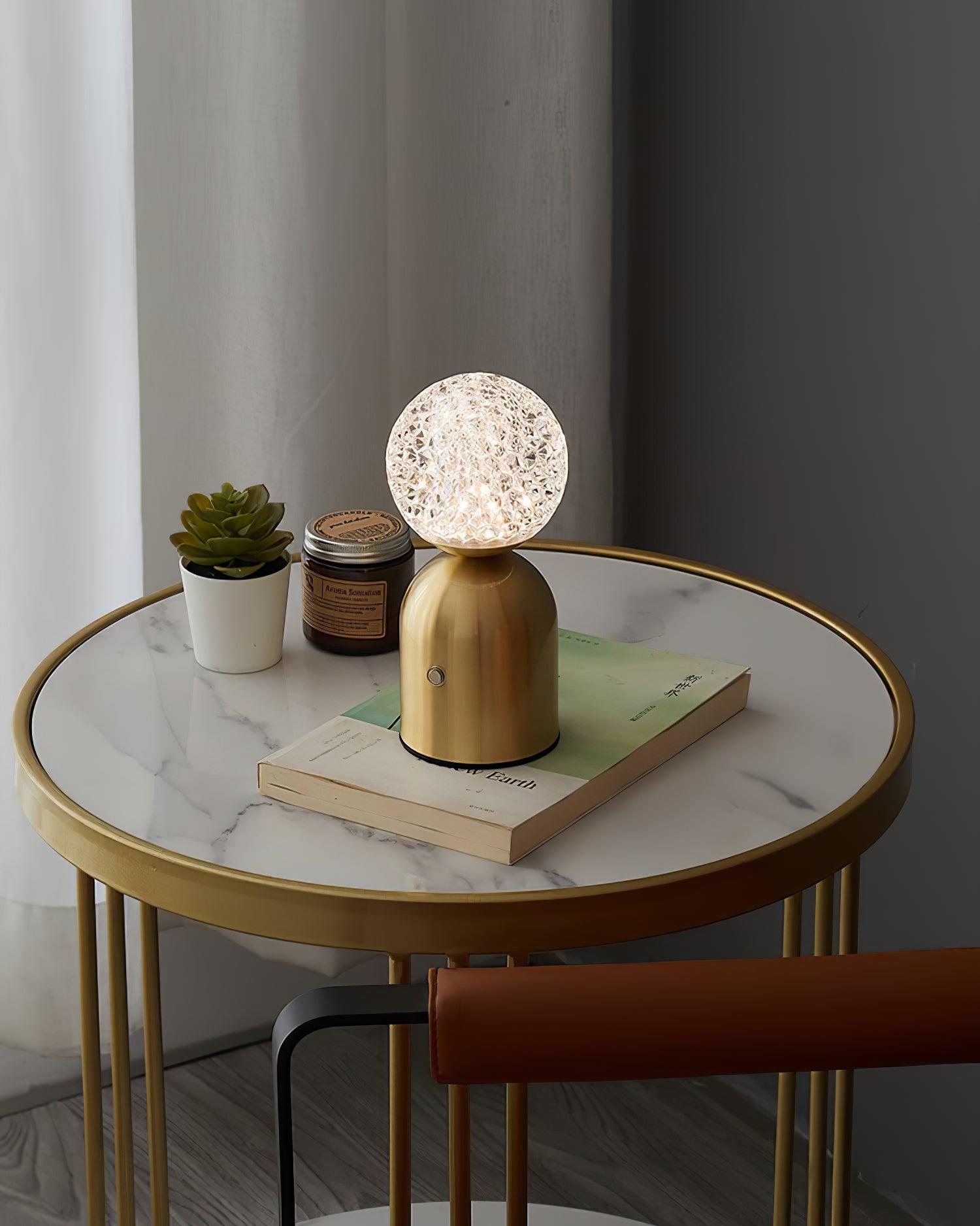 WOW Atlas Built-in Battery Table Lamp