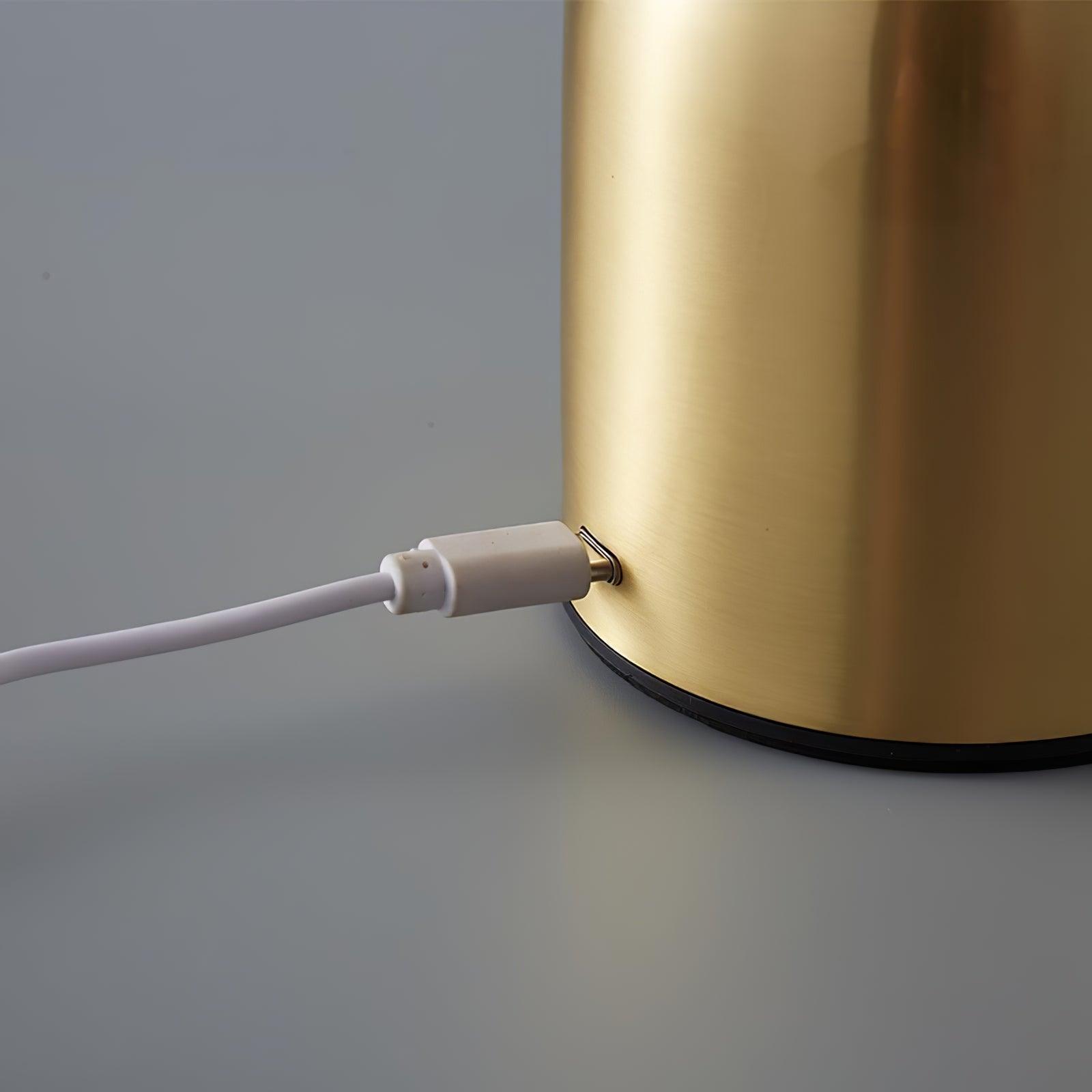 WOW Atlas Built-in Battery Table Lamp
