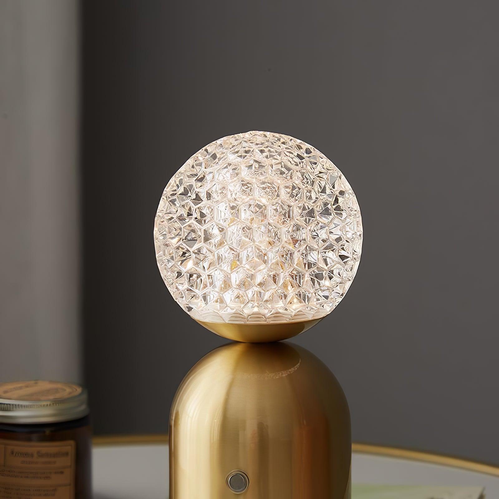 WOW Atlas Built-in Battery Table Lamp