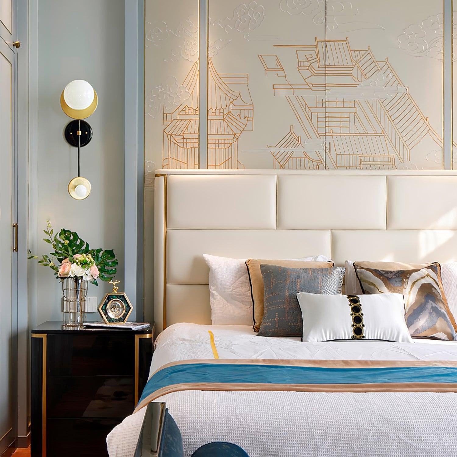 WOW Balance Scale Wall Light