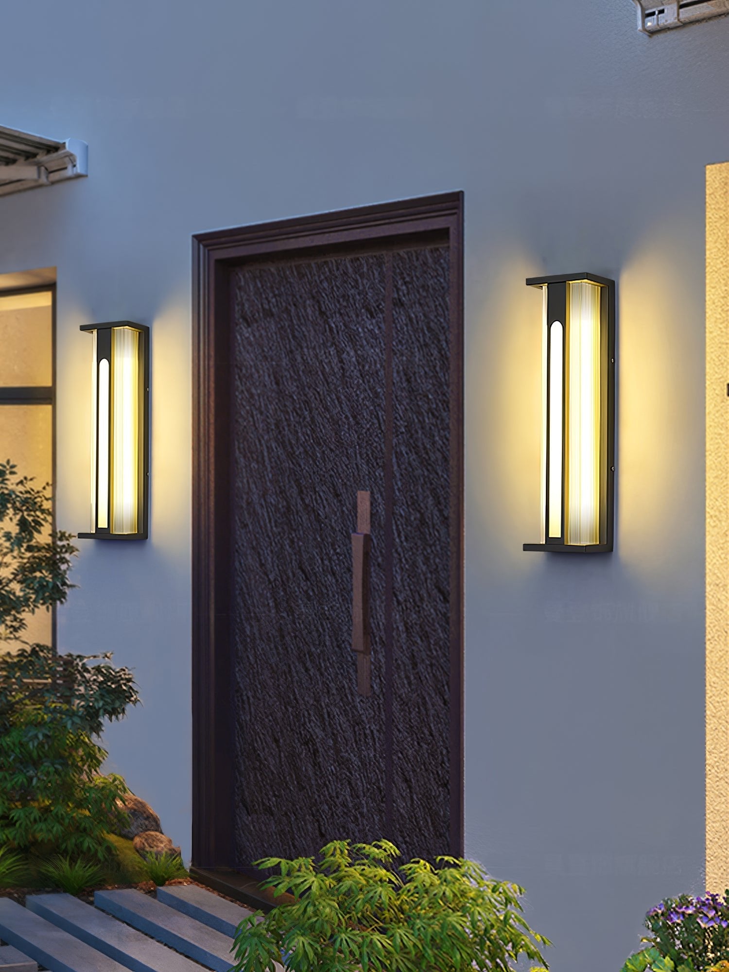 WOW Bellamy Flair Outdoor Wall Lamp