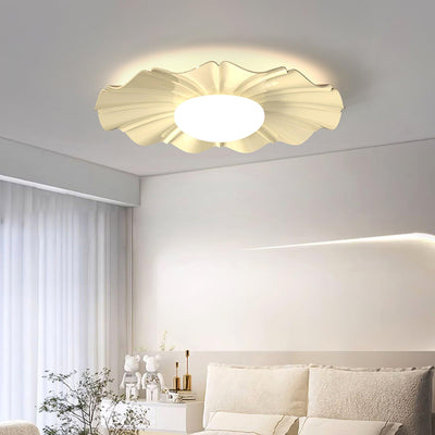 WOW Blooming Flower Ceiling Lamp