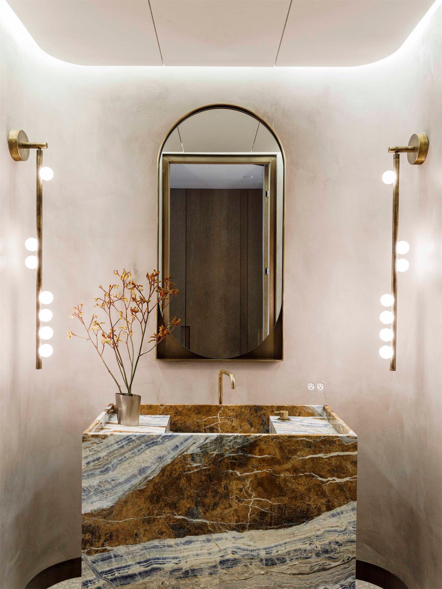 WOW Brass Glass Tube Wall Lamp