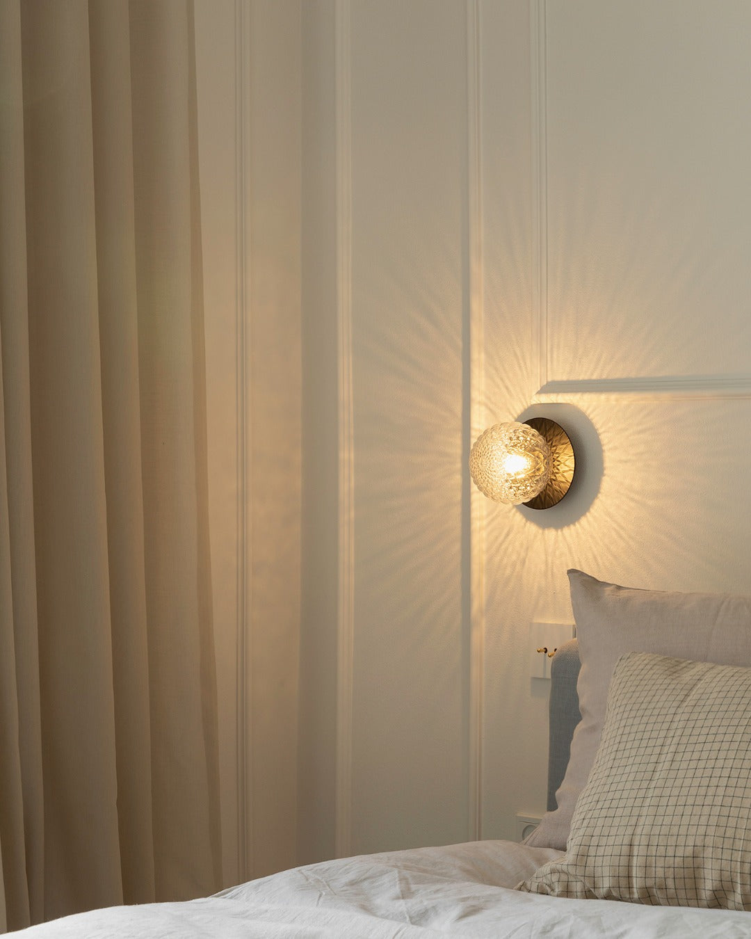 WOW Celeste Wall Lamp