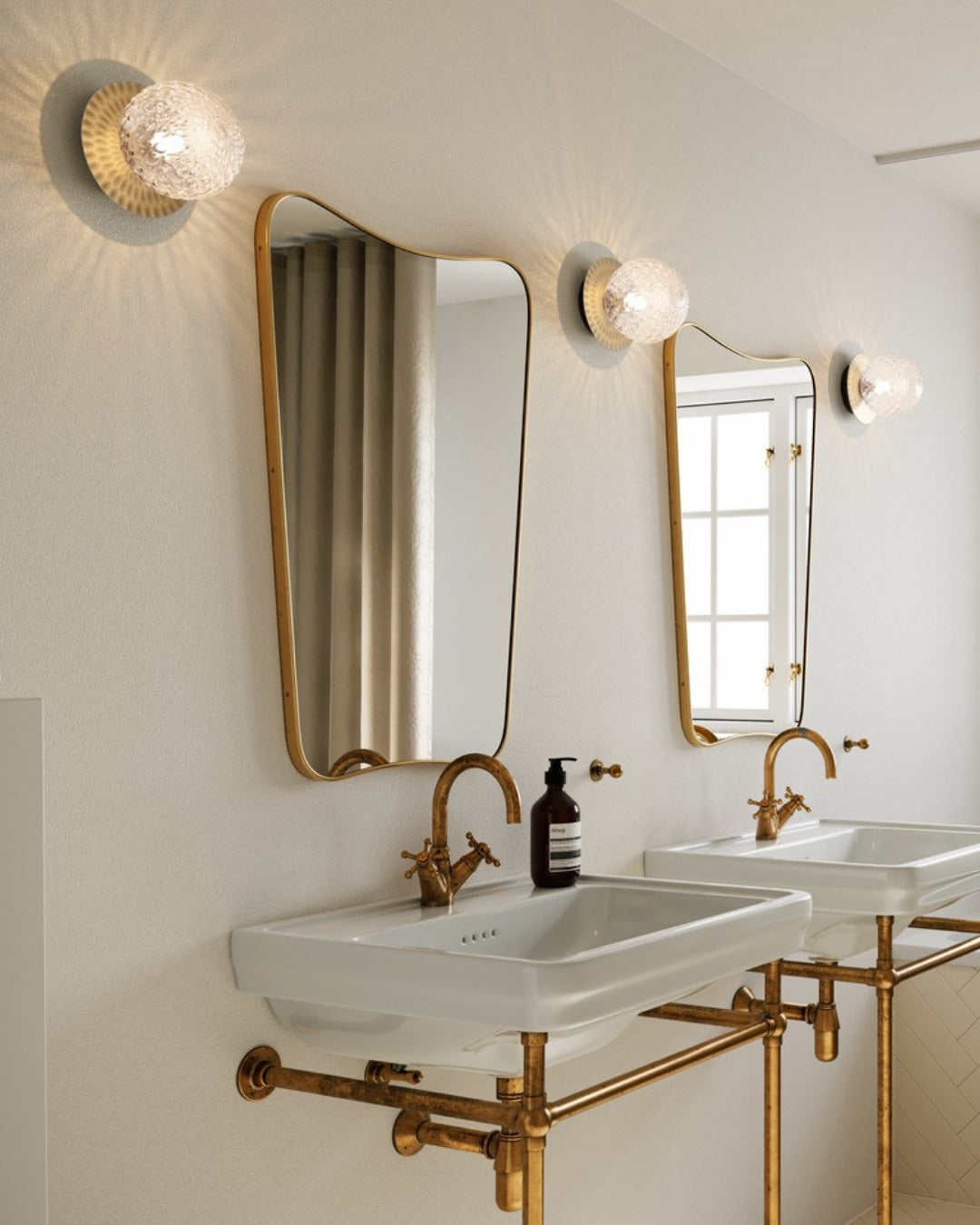 WOW Celeste Wall Lamp