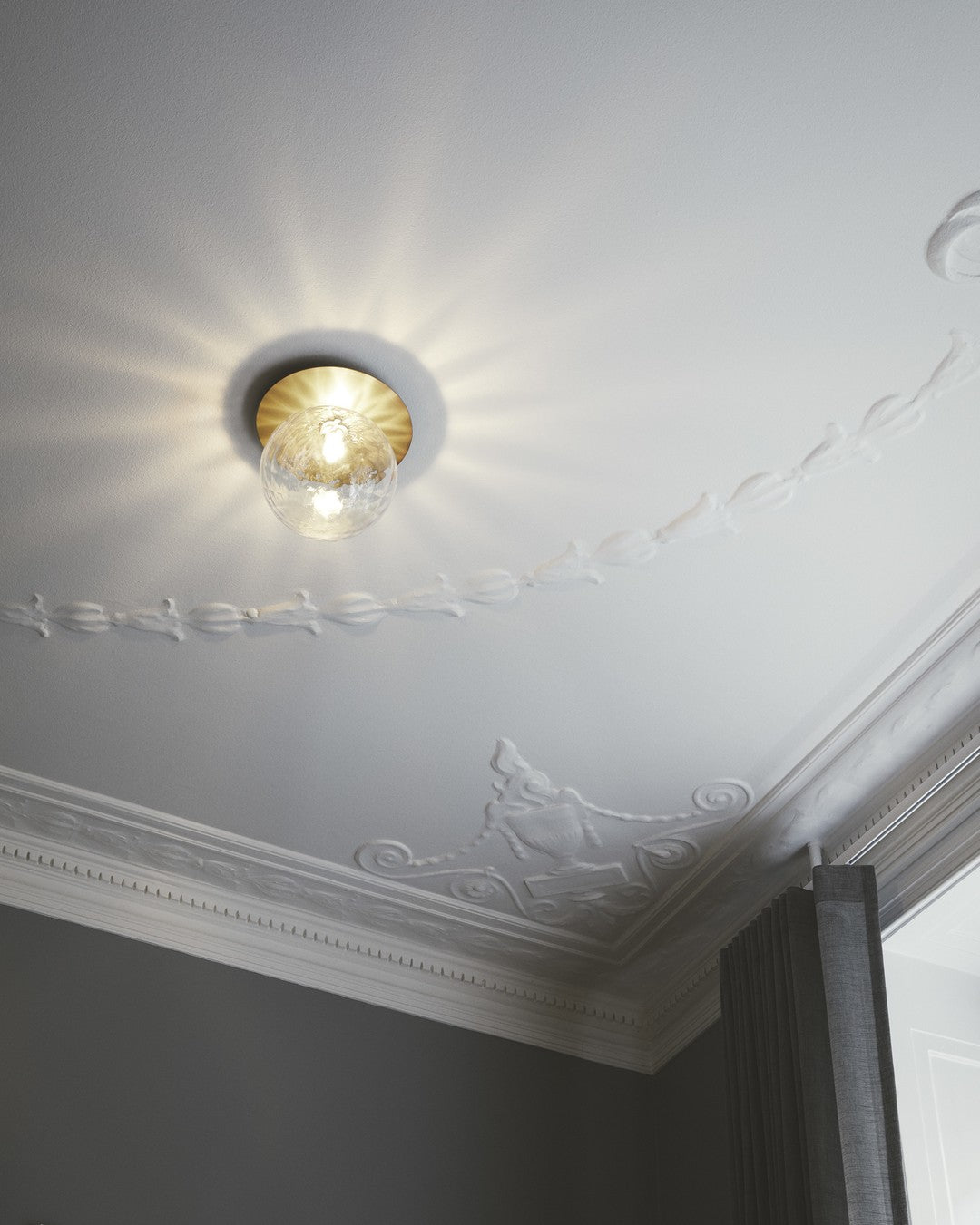 WOW Celeste Wall Lamp
