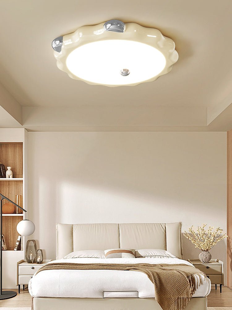 WOW Cream Puffering Ceiling Light
