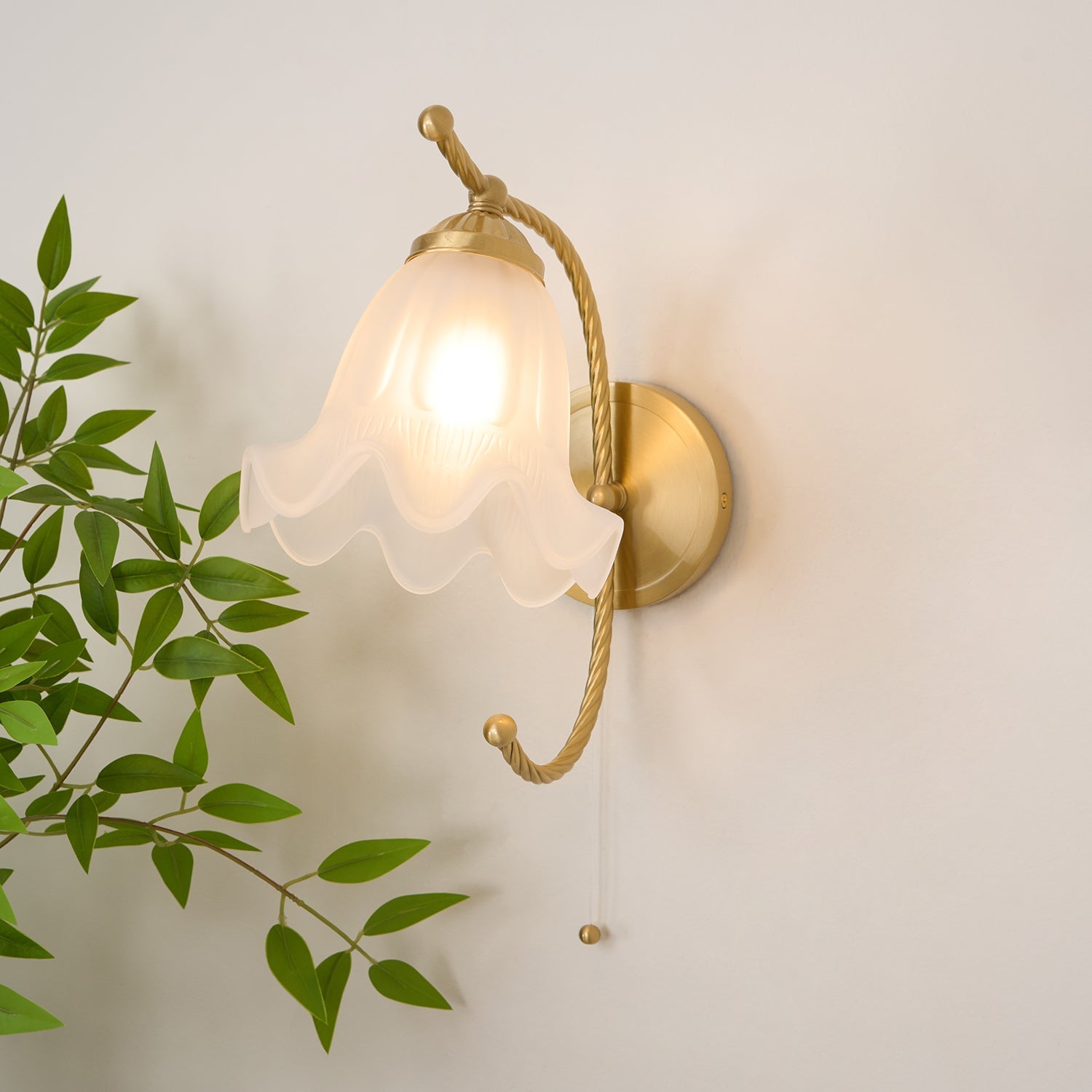 WOW Curved Gooseneck Brass Glass Sconce