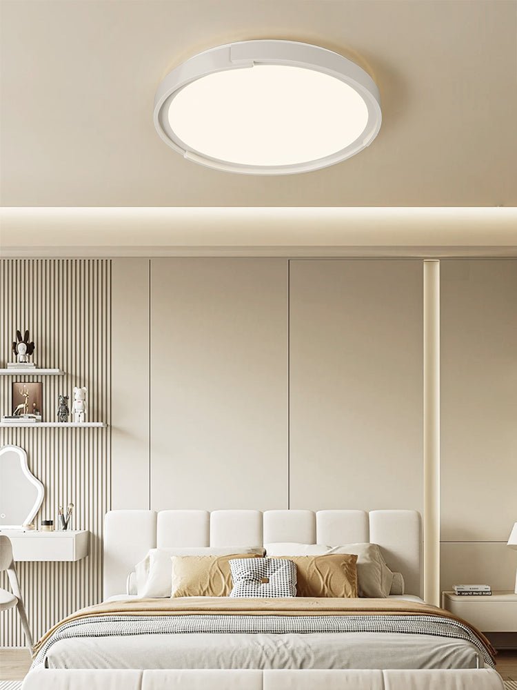 WOW Edge Minimalist Ceiling Light