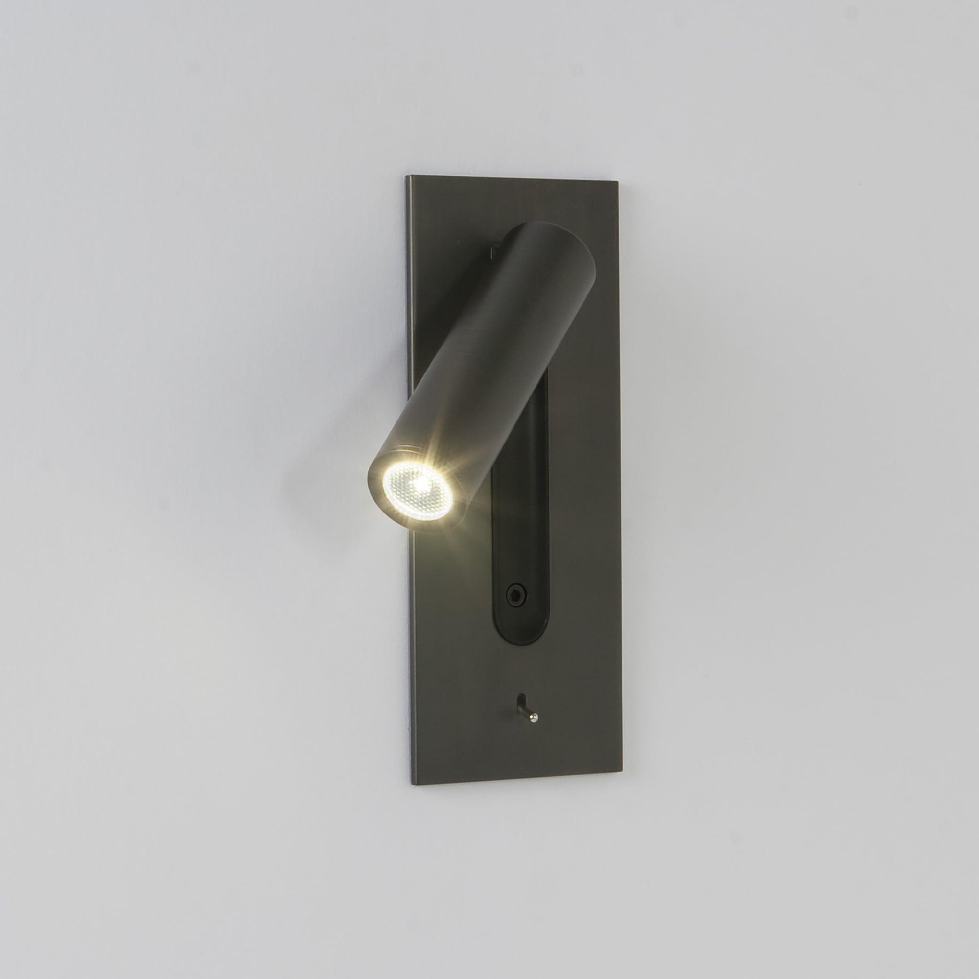 WOW Folded Back Bedside Wall Lamp