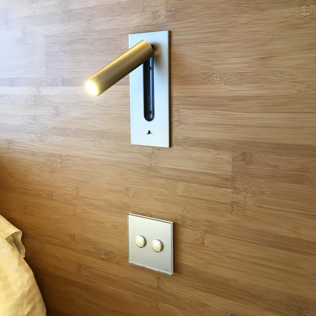 WOW Folded Back Bedside Wall Lamp