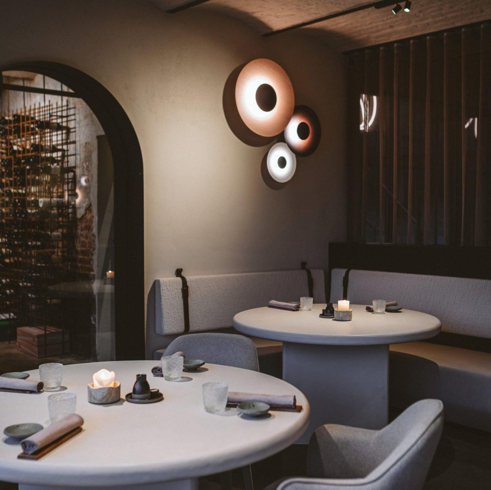 WOW Simplicity Glow Wall Light