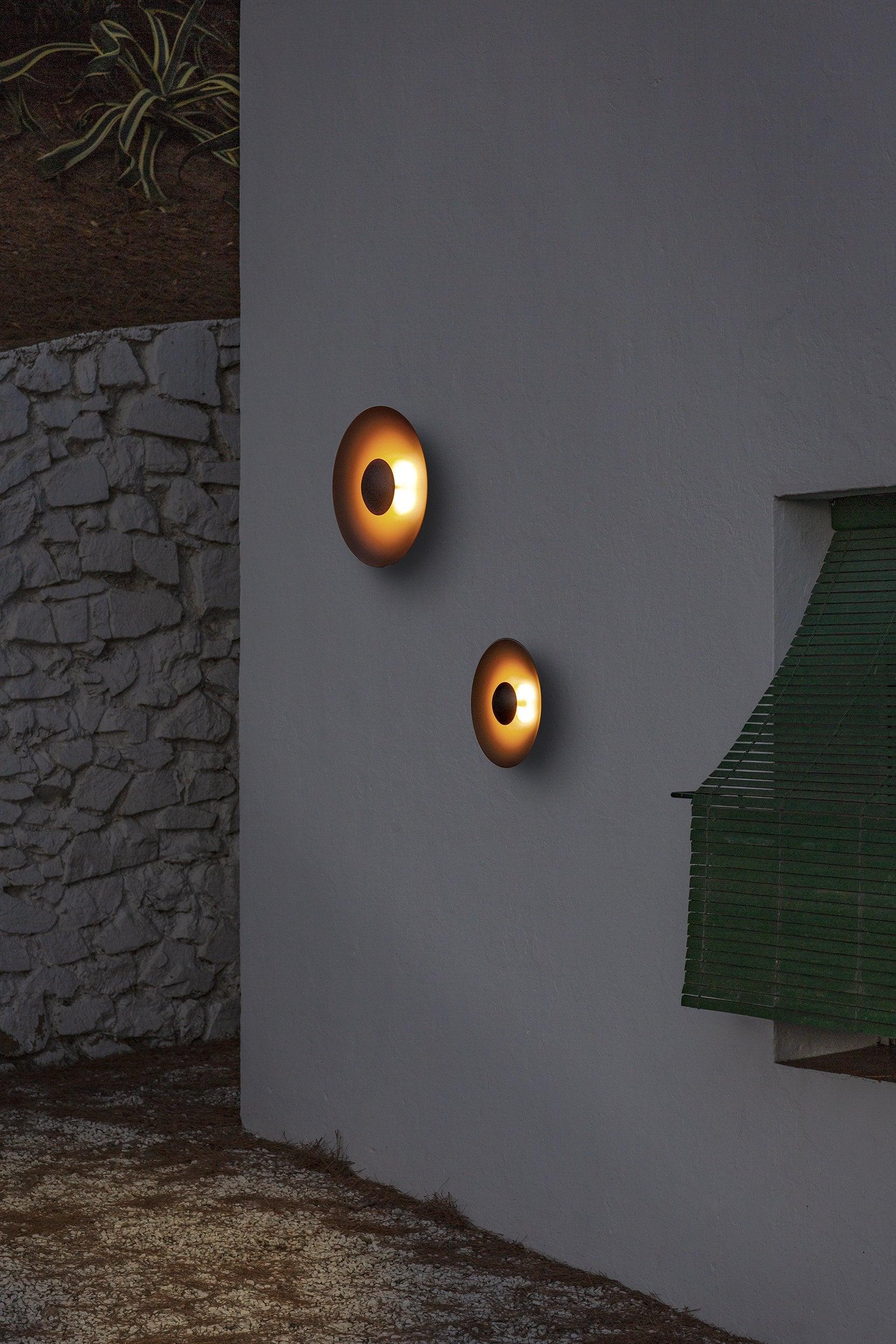 WOW Simplicity Glow Wall Light