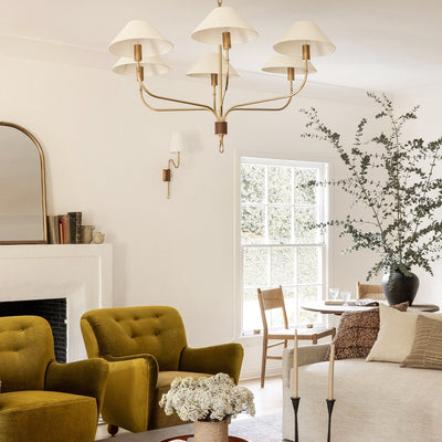 WOW Griffin Staggered Tail Chandelier