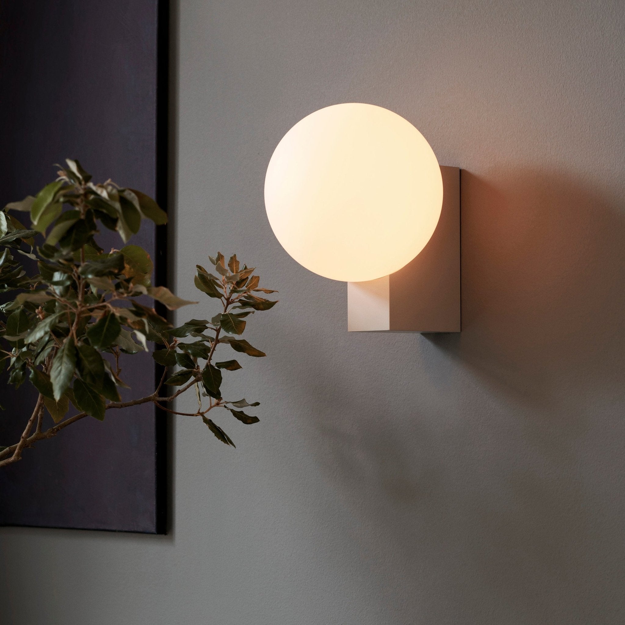 WOW Journey Wall Lamp