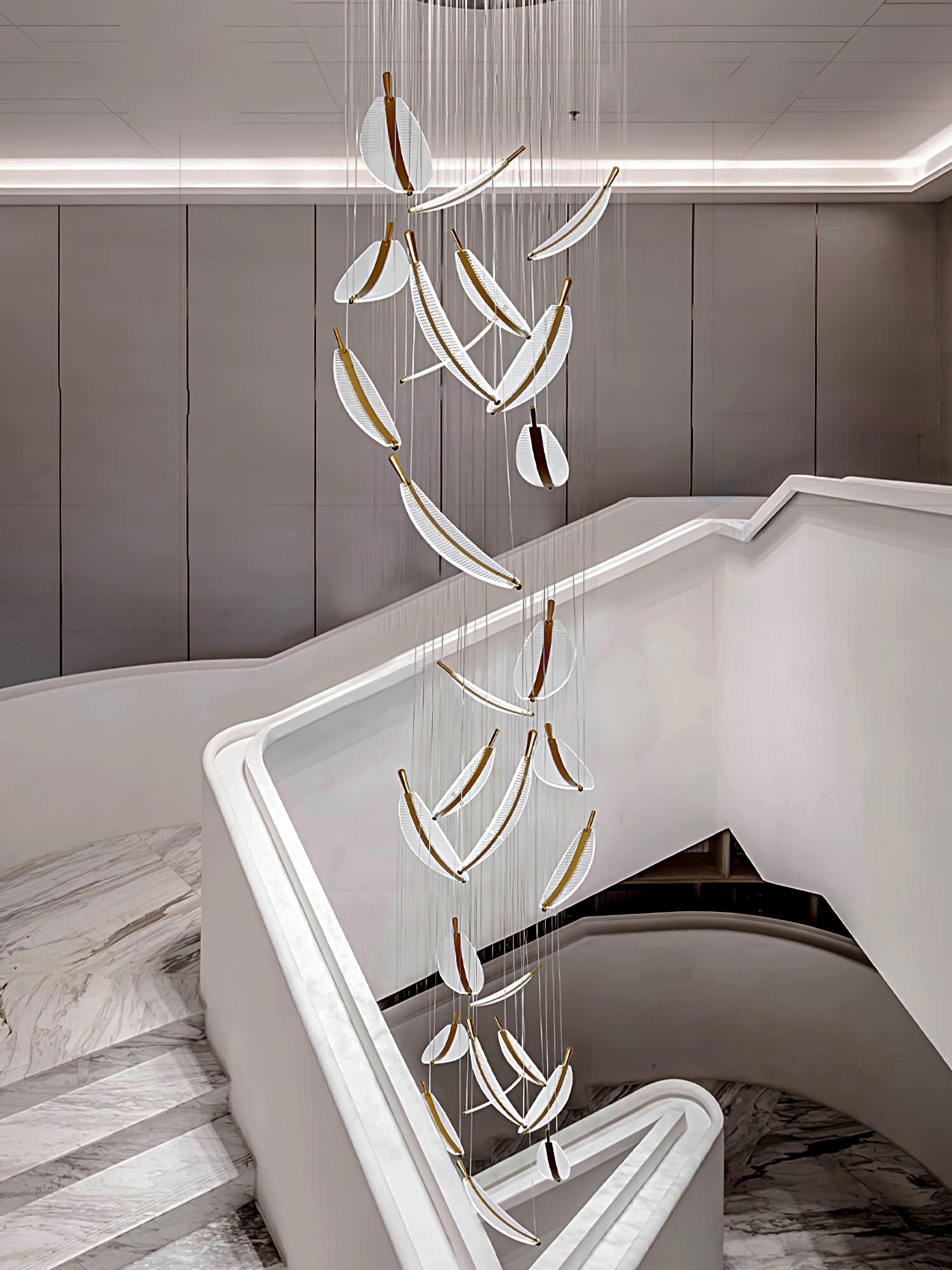 WOW Leaf LED Chandelier