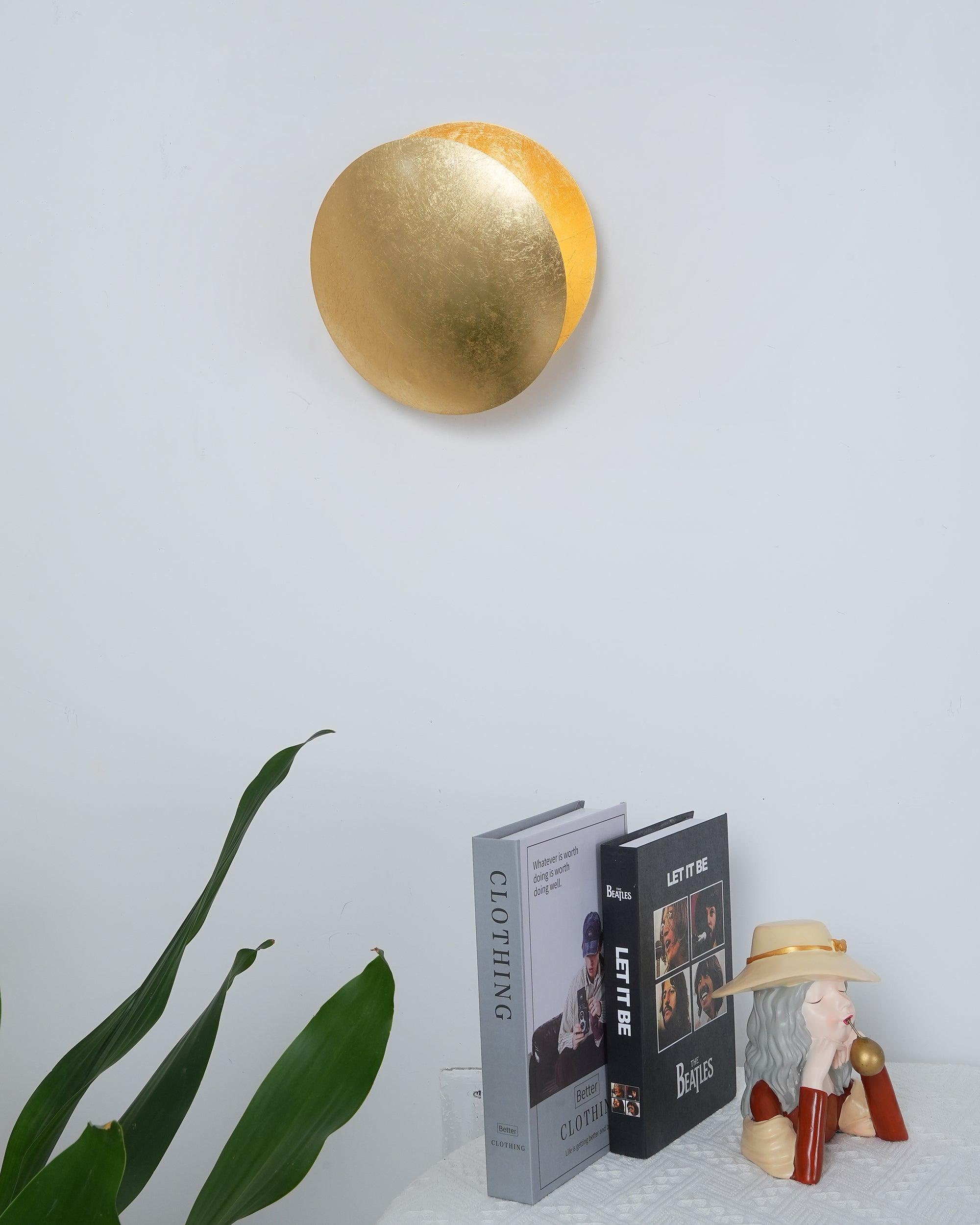 WOW Giorgio Wall Lamp