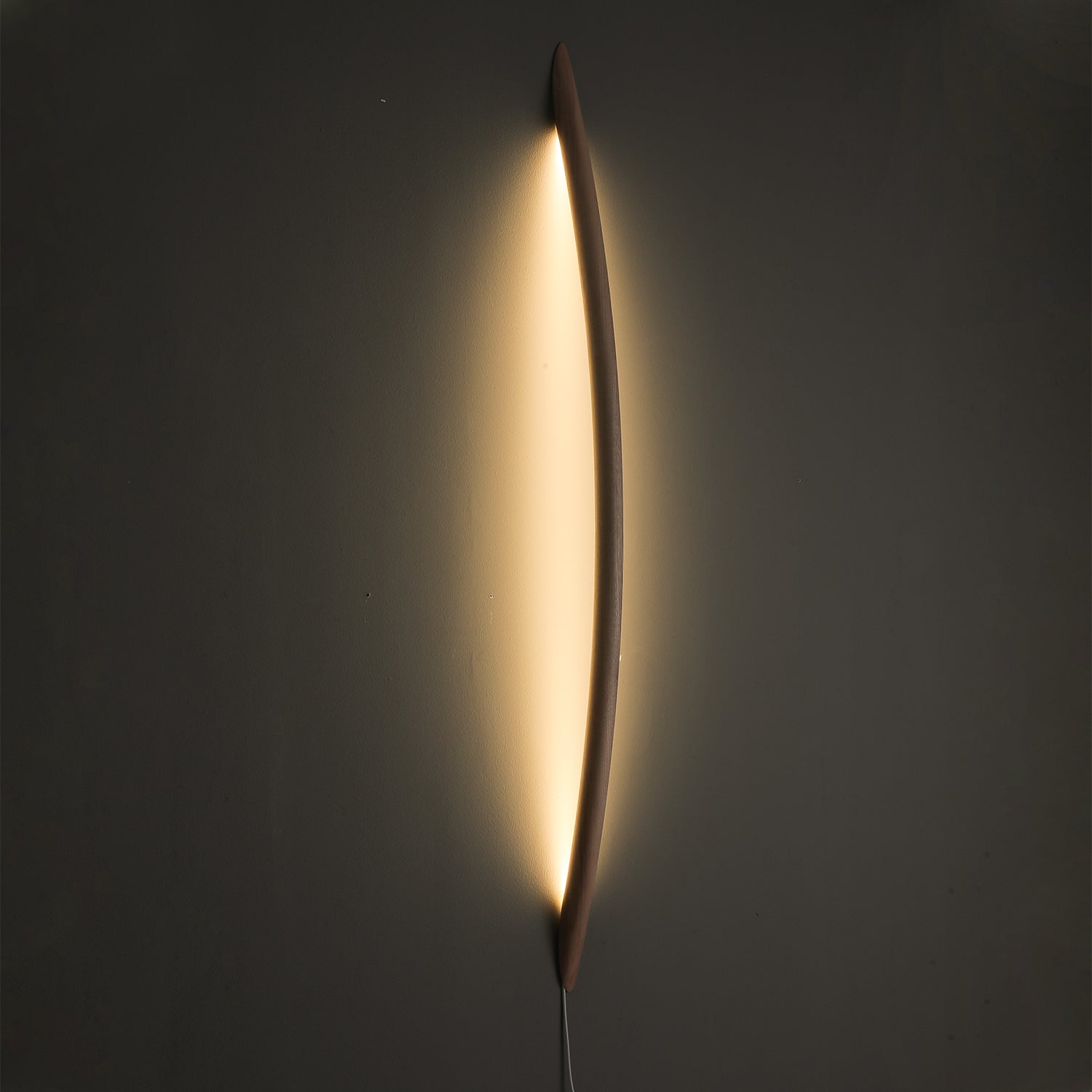 WOW Linea Wood Wall Light