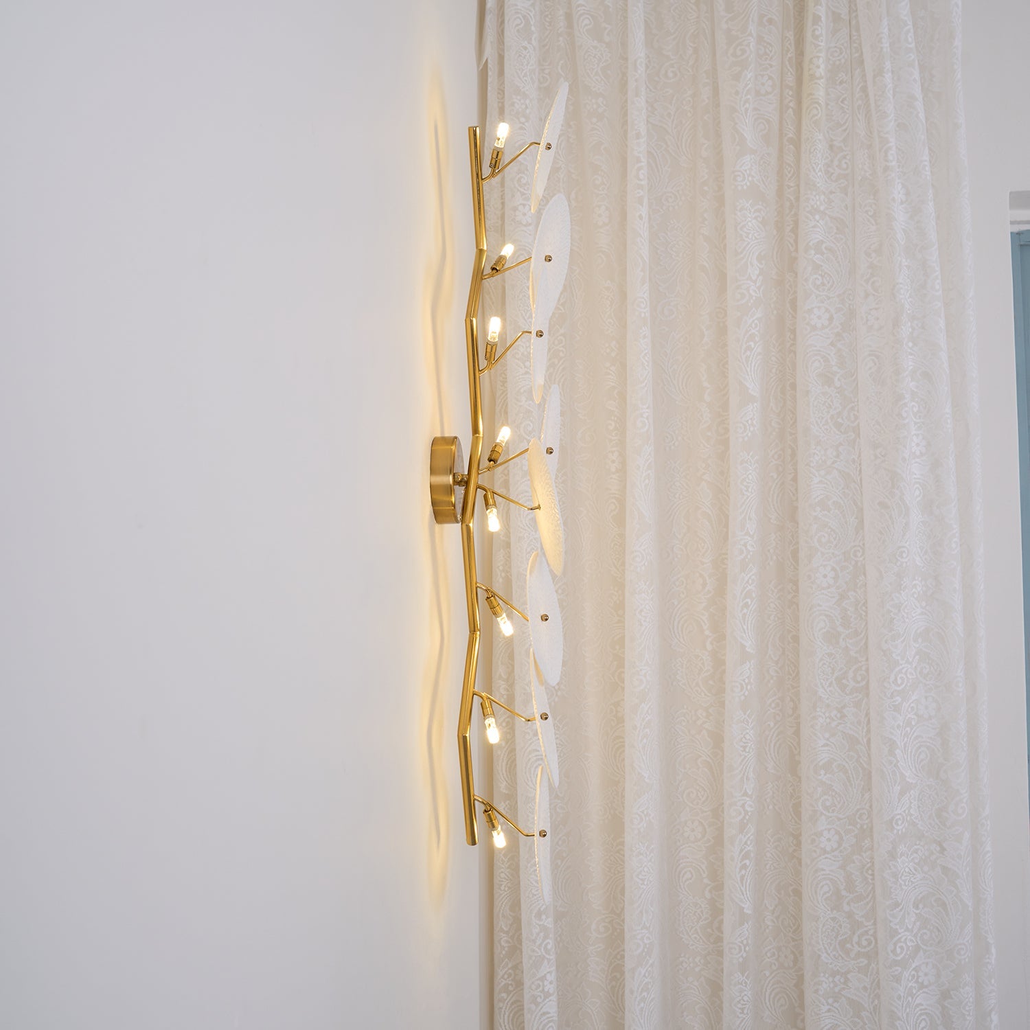 WOW Lotus Petal Wall Lamp