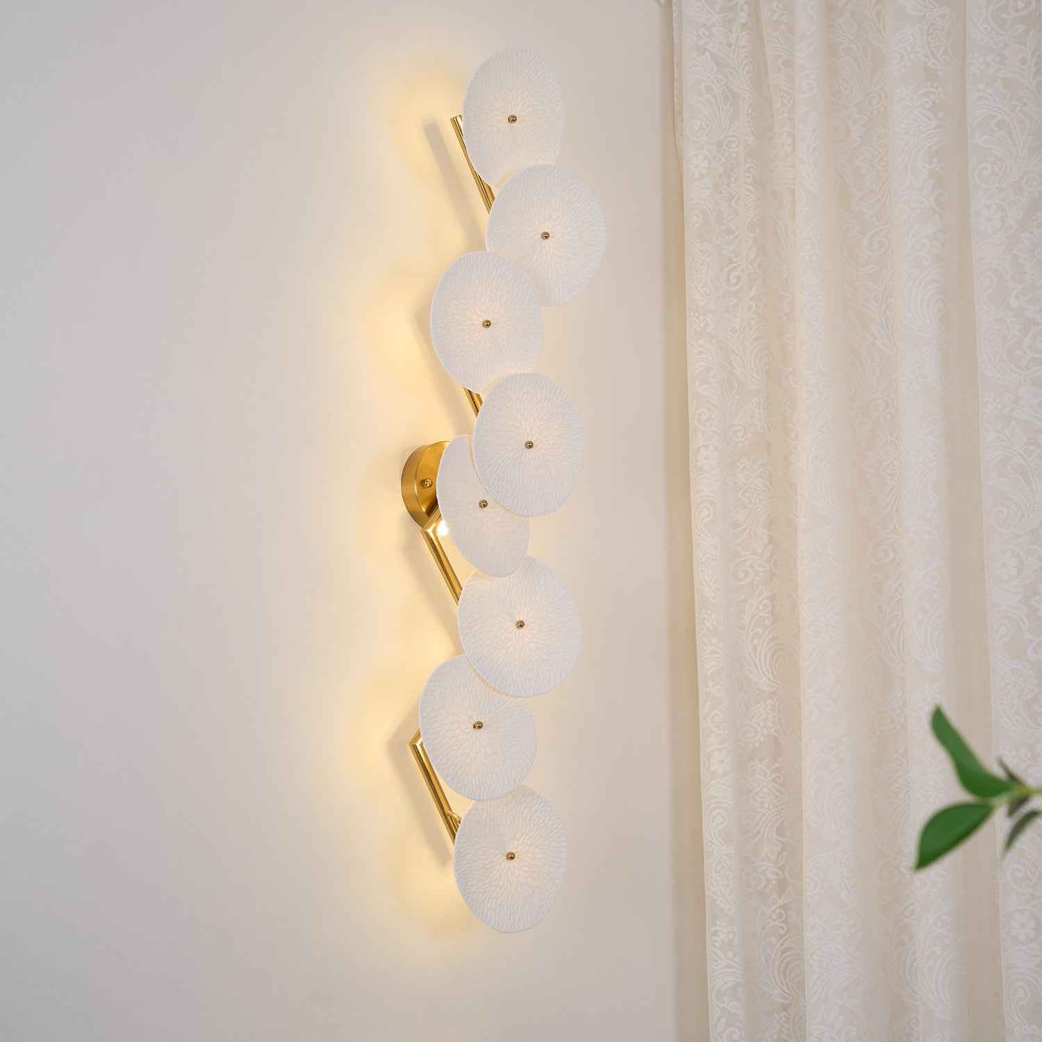 WOW Lotus Petal Wall Lamp