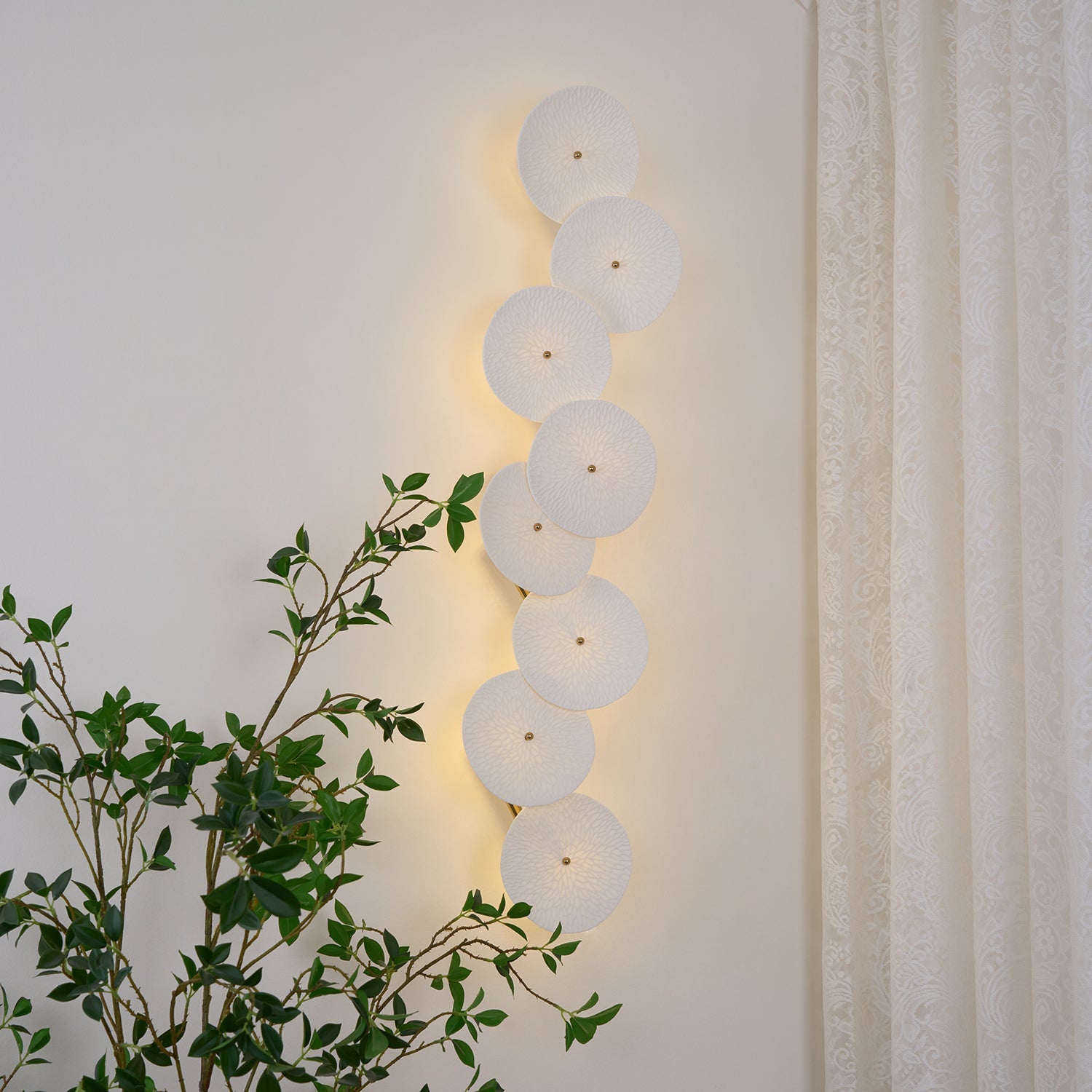WOW Lotus Petal Wall Lamp