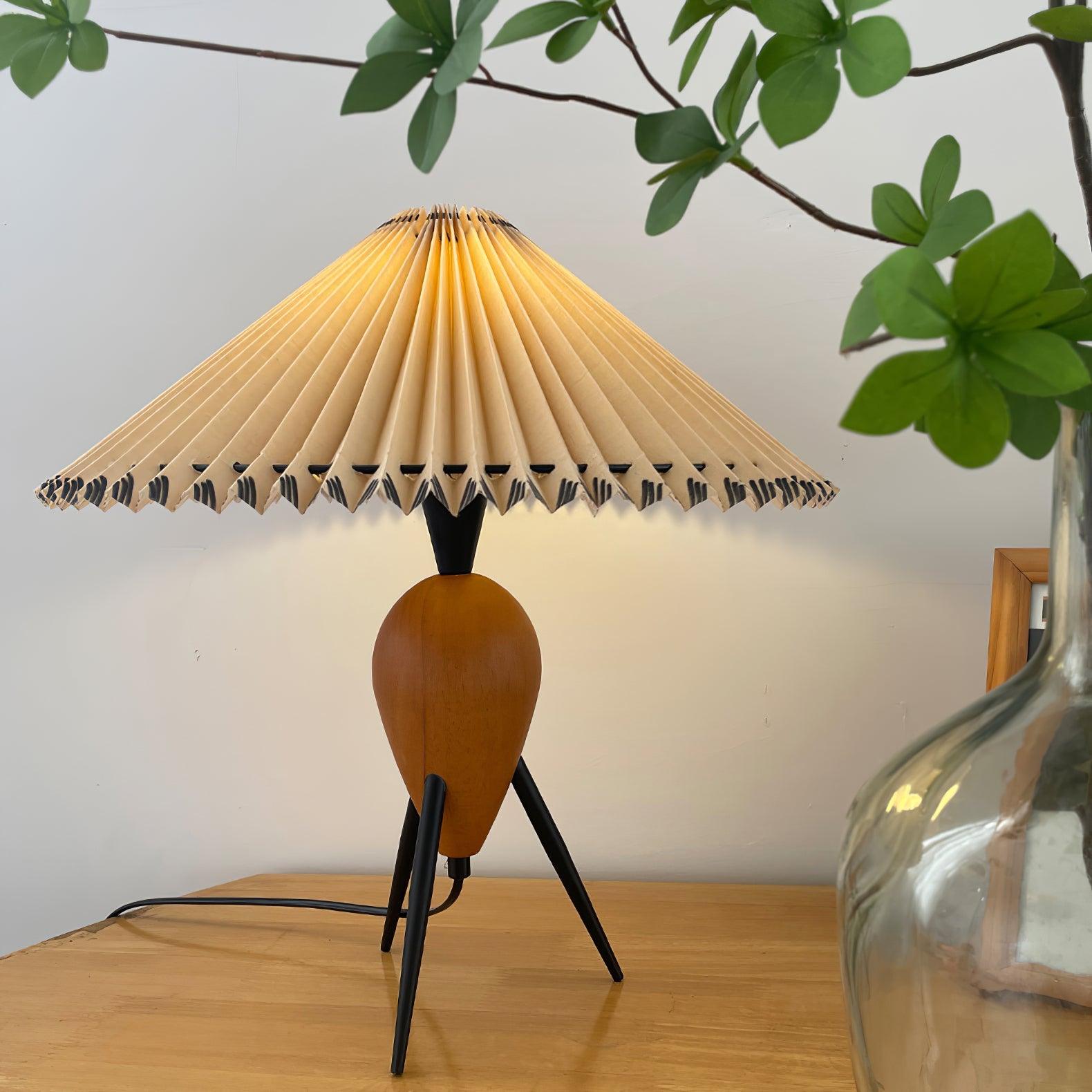 Makie Table Lamp