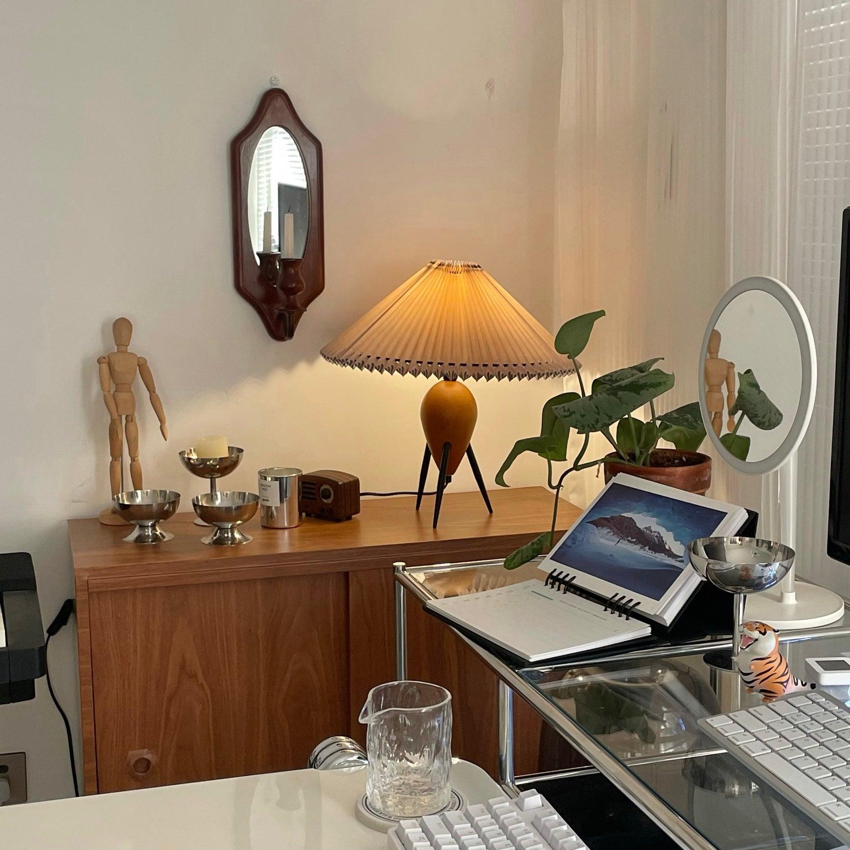 Makie Table Lamp