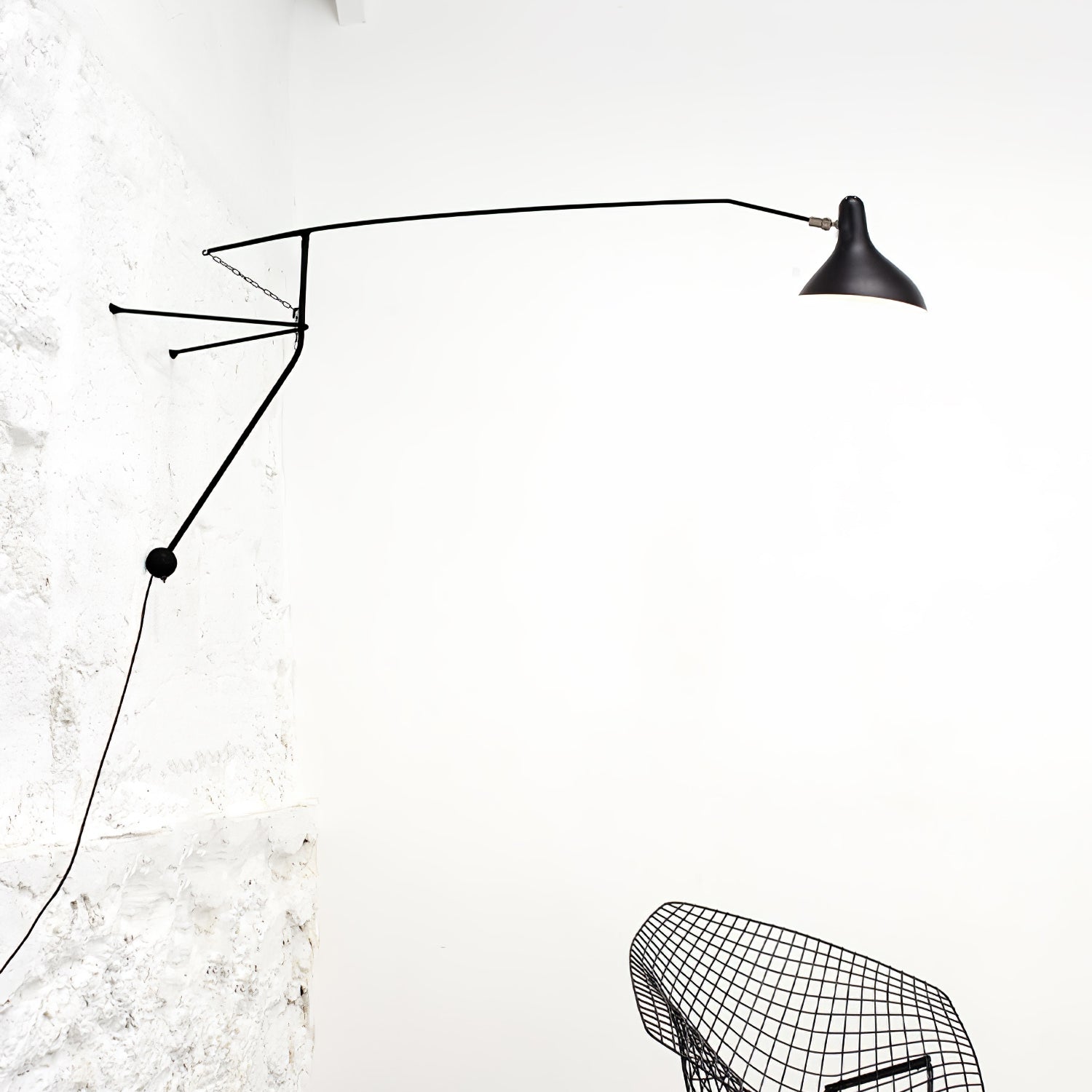 WOW Mantis Arm Wall Lamp