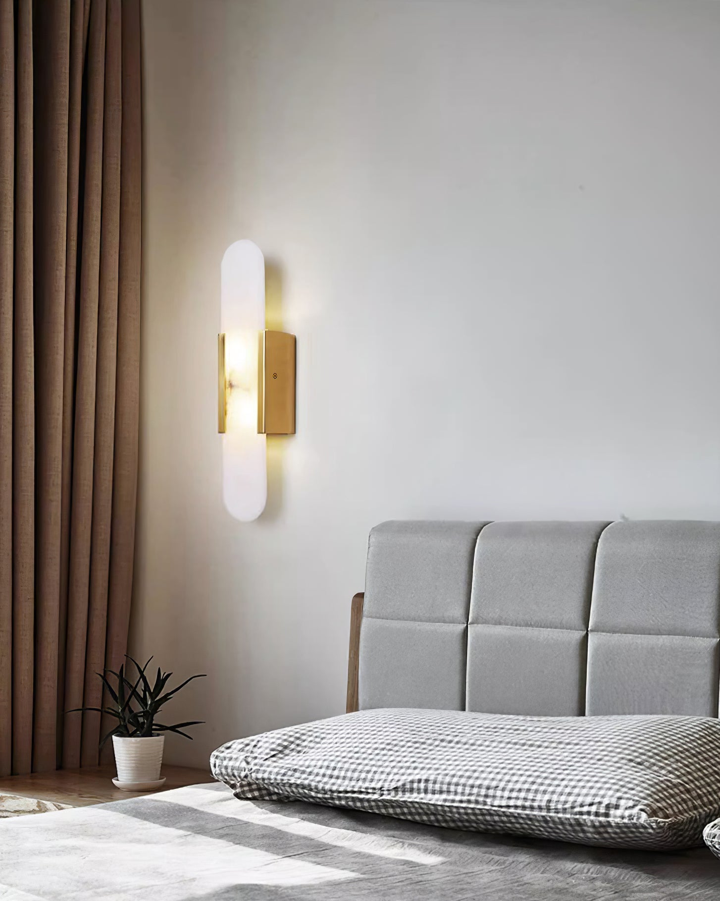 WOW Melange Elongated Alabaster Wall Lamp