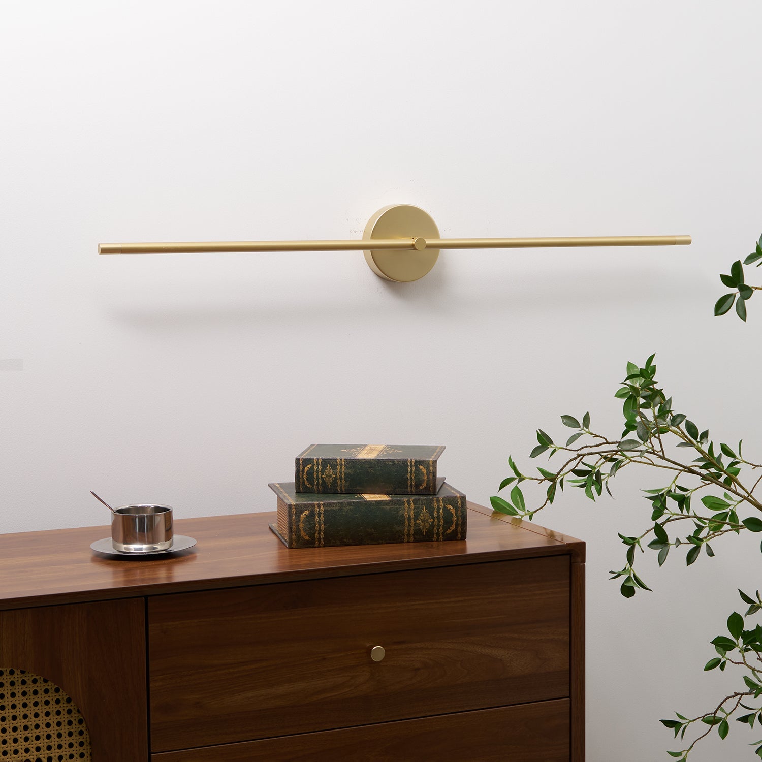 WOW Minimalist Linear LED Wall Lamp
