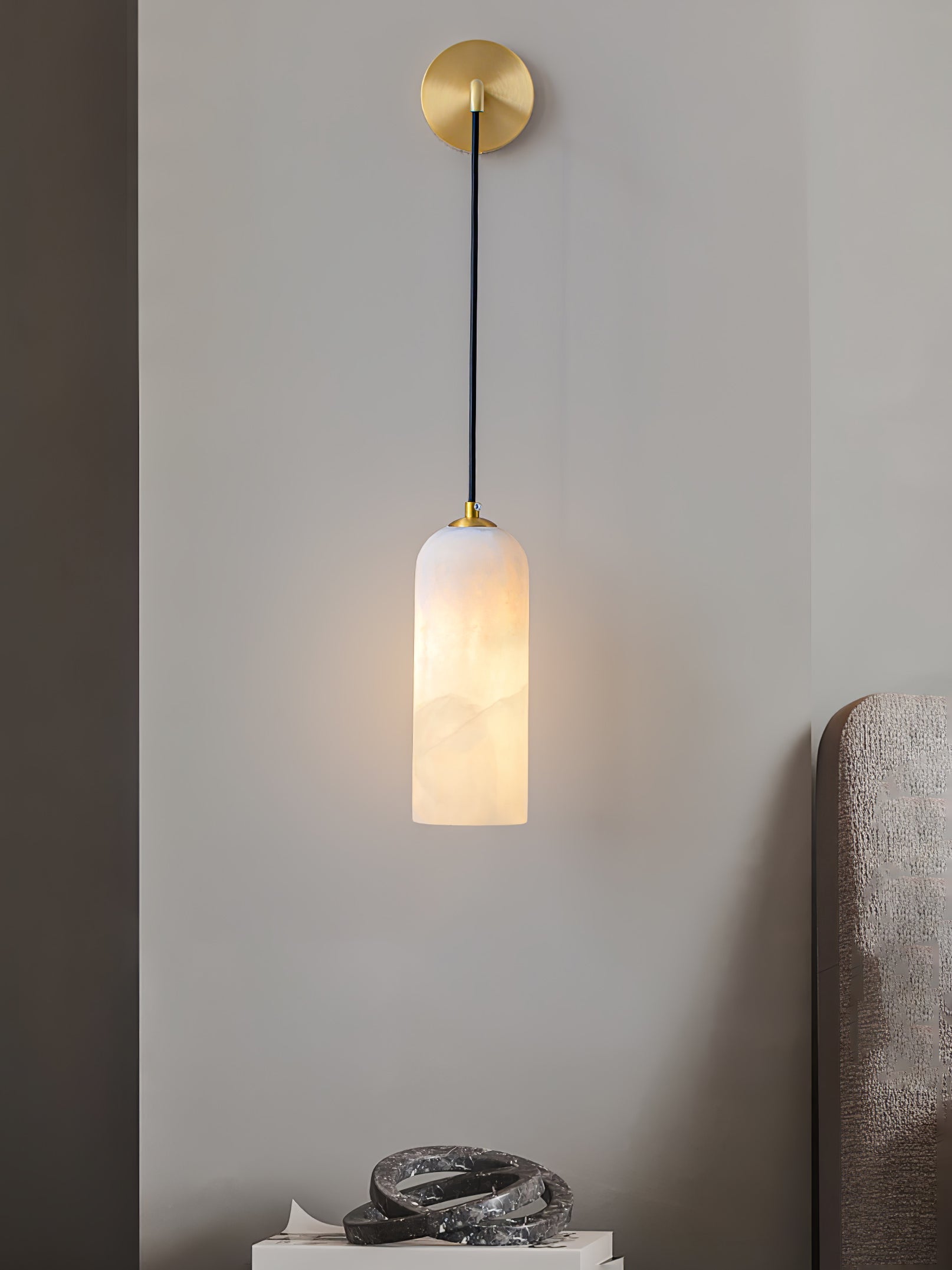 WOW Monty Wall Lamp
