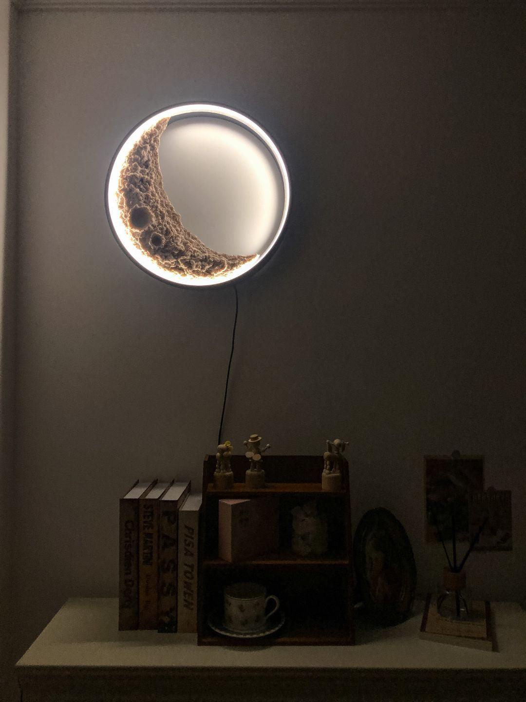WOW Moon Wall Lamp