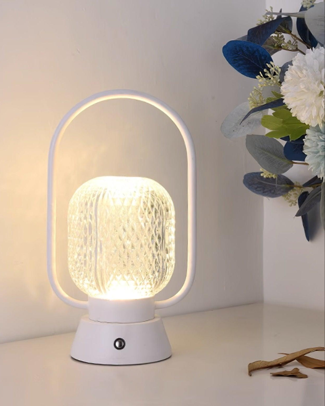 WOW Muse Built-in Battery Table Lamp