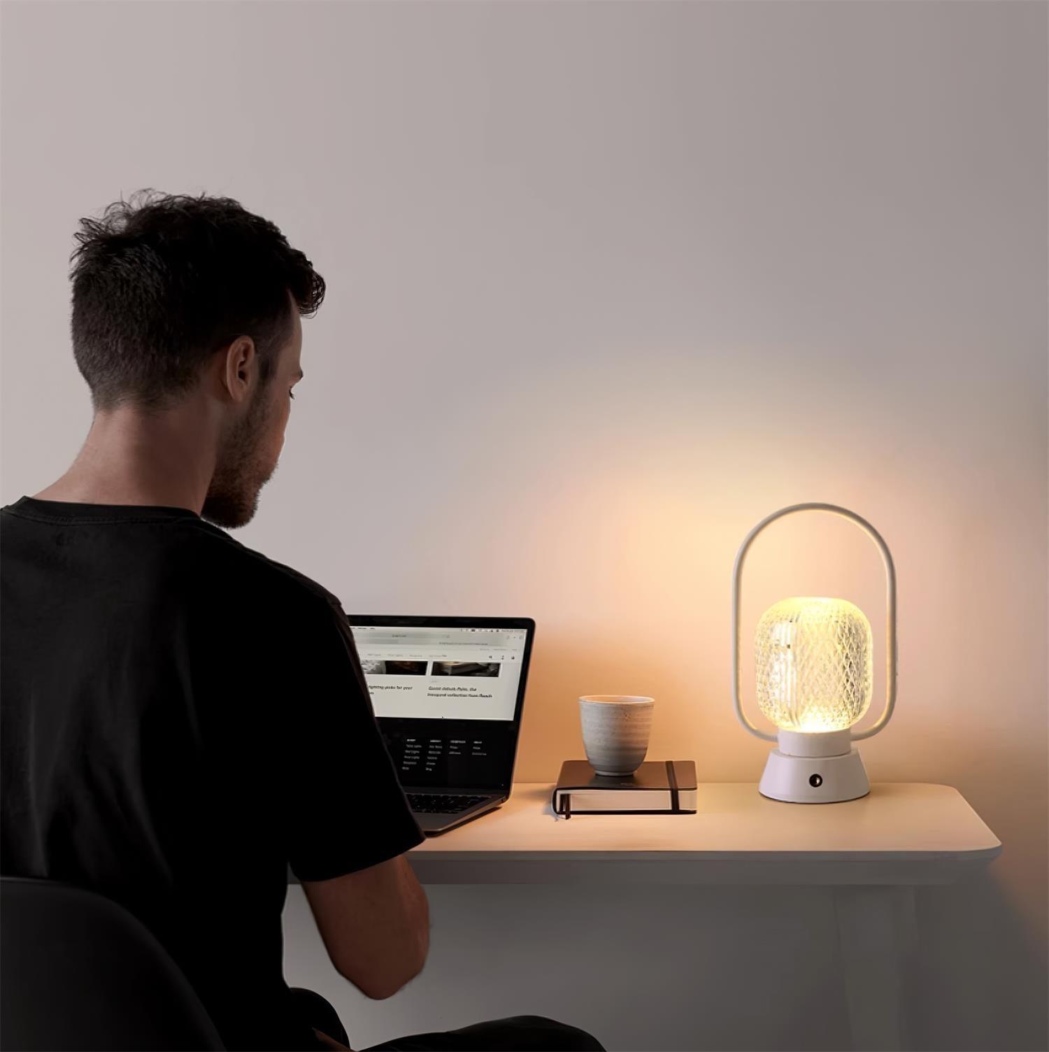 WOW Muse Built-in Battery Table Lamp