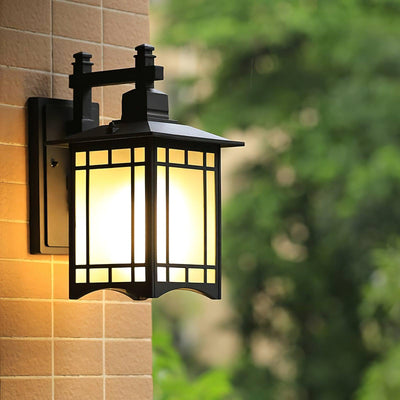 WOW Orm House Outdoor Wall Light