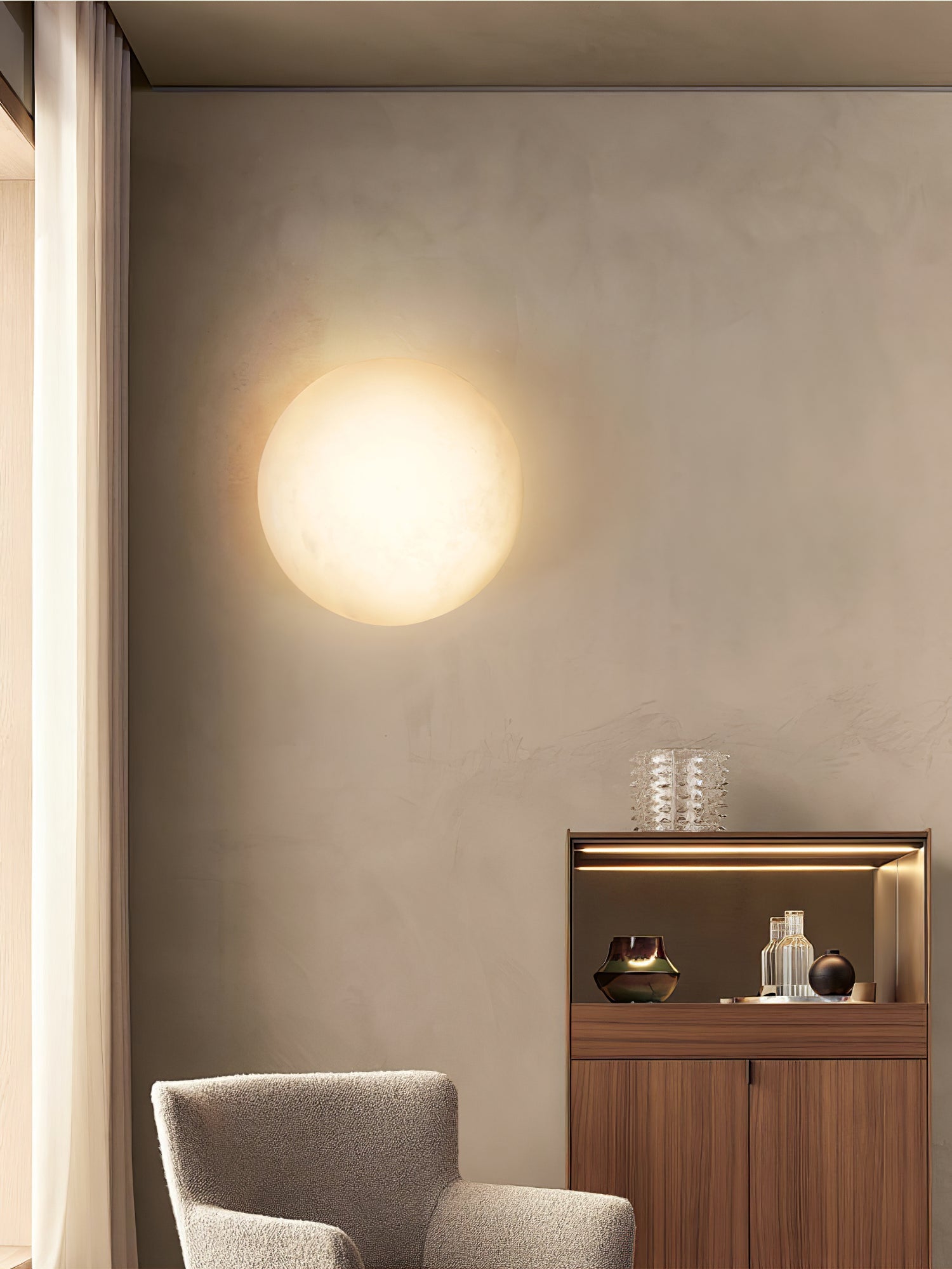 WOW Pebble Alabaster Wall Light