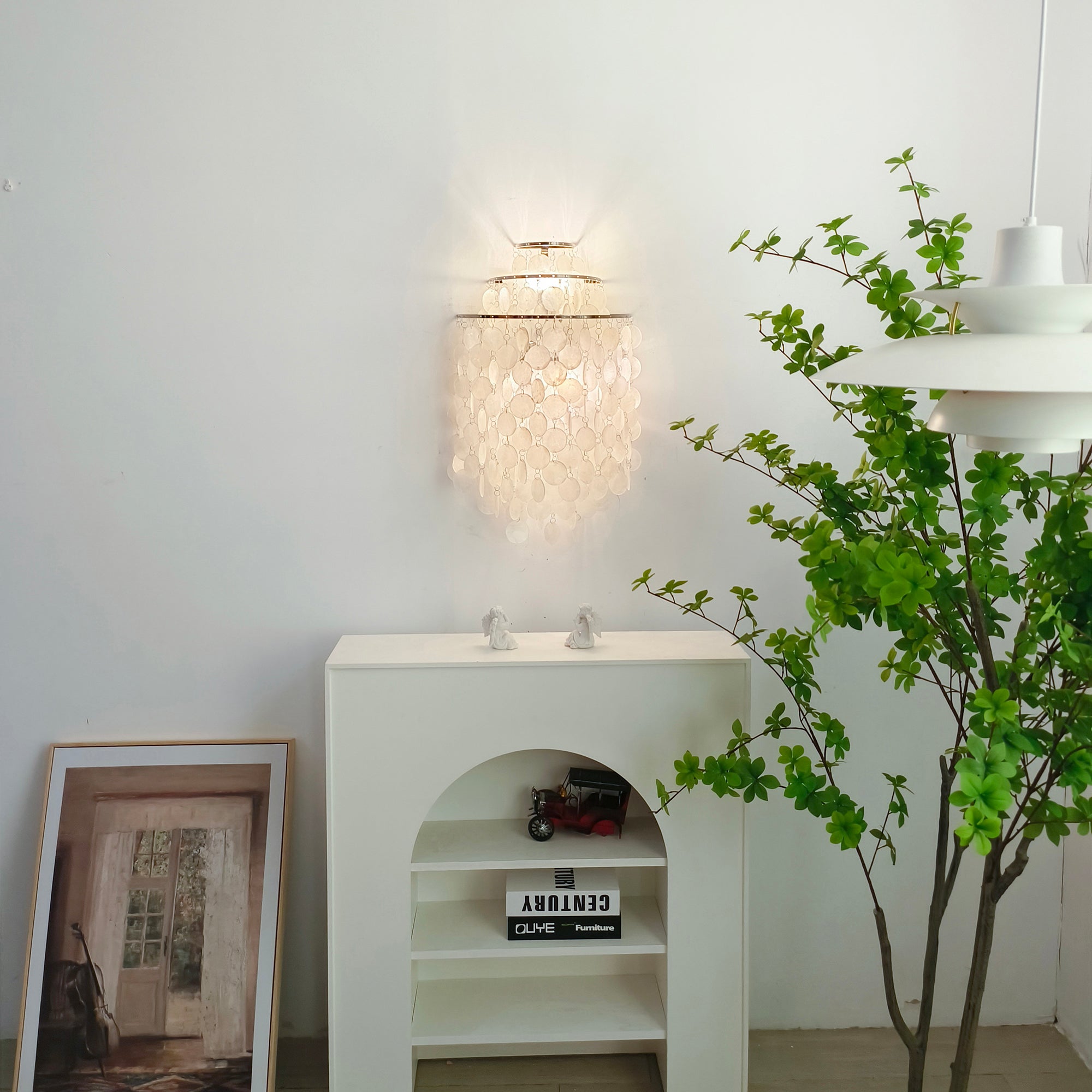 WOW Shell Cascading Wall Light