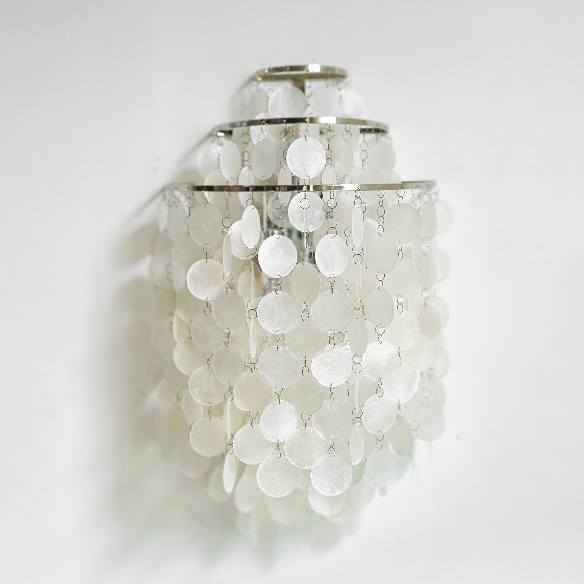 WOW Shell Cascading Wall Light