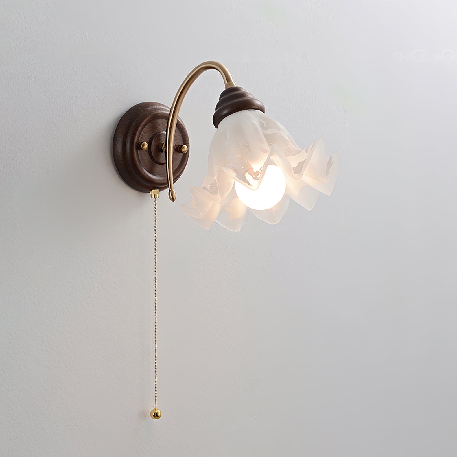 WOW Sylphine Wall Lamp