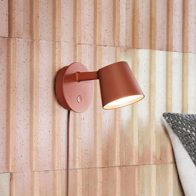 WOW Tip Plug-In Wall Lamp