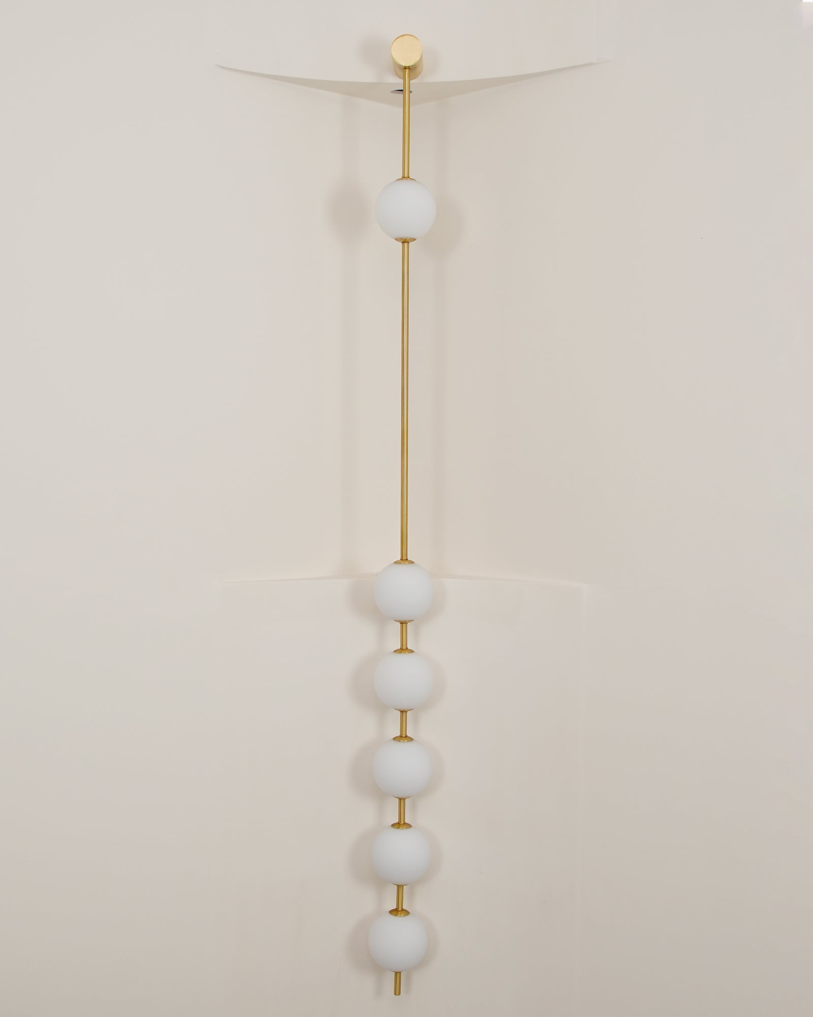 WOW Vertical Balls Wall Lamp